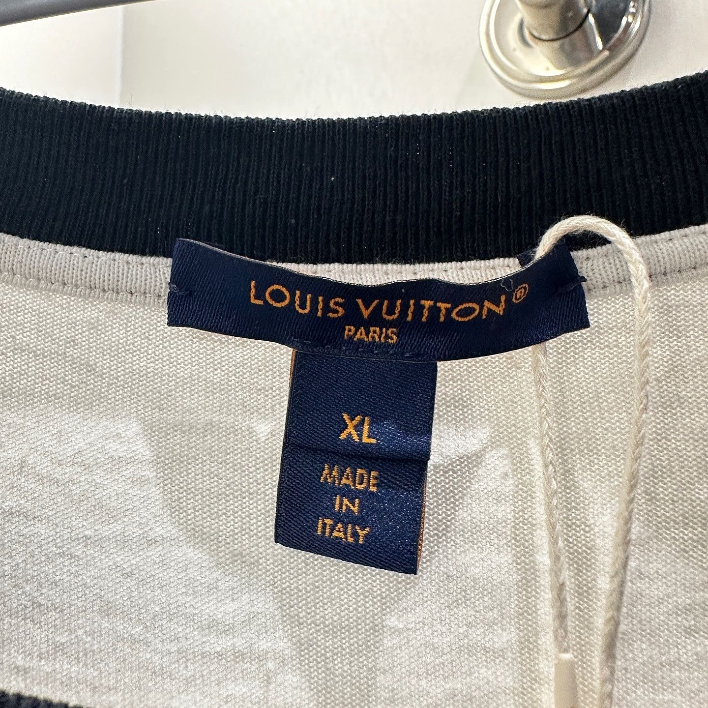 Louis Vuitton Louis Vuitton Chain Detail Short Sleeve T-Shirt Size XL Size XL / US 12-14 / IT 48-50 - 3 Thumbnail