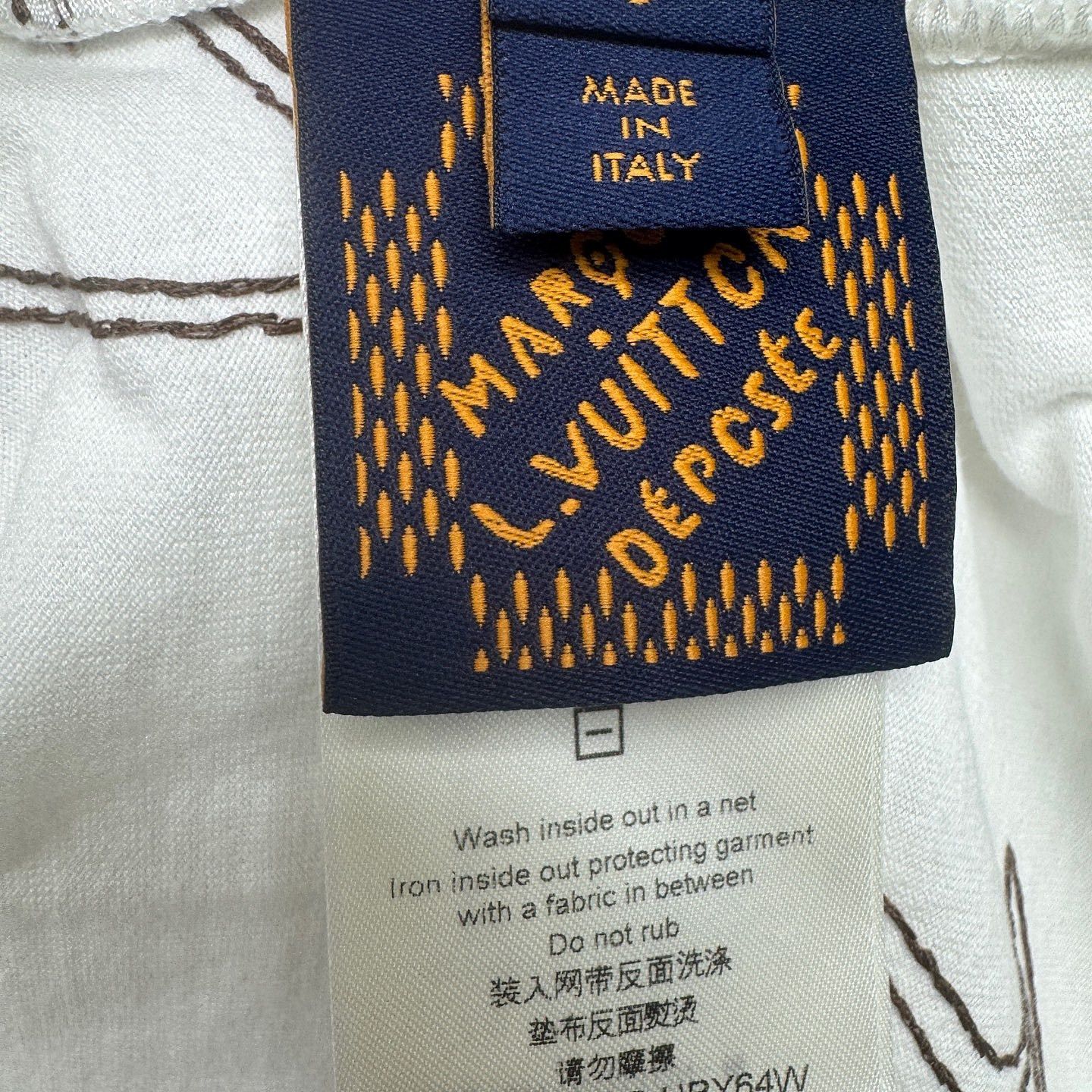 Louis Vuitton Louis Vuitton Logo Embroidery T-Shirt Size S Size US S / EU 44-46 / 1 - 4 Thumbnail