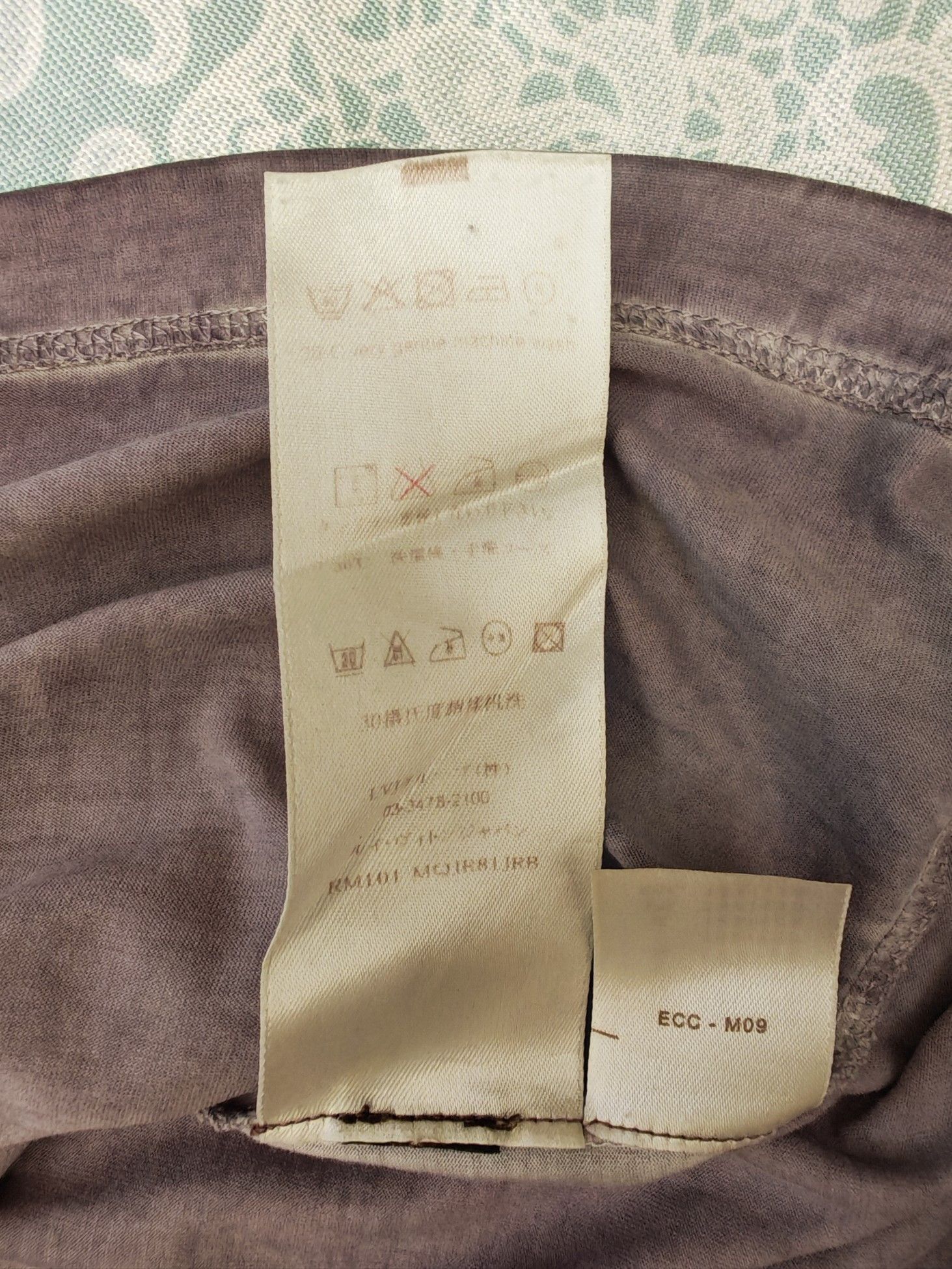 Louis Vuitton Louis Vuitton Distressed Polo Shirt Size M Size US M / EU 48-50 / 2 - 5 Thumbnail