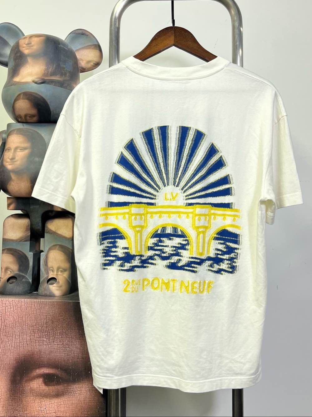 Louis Vuitton Louis Vuitton Pont Neuf Graphic T-Shirt Size S Size US S / EU 44-46 / 1 - 2 Thumbnail
