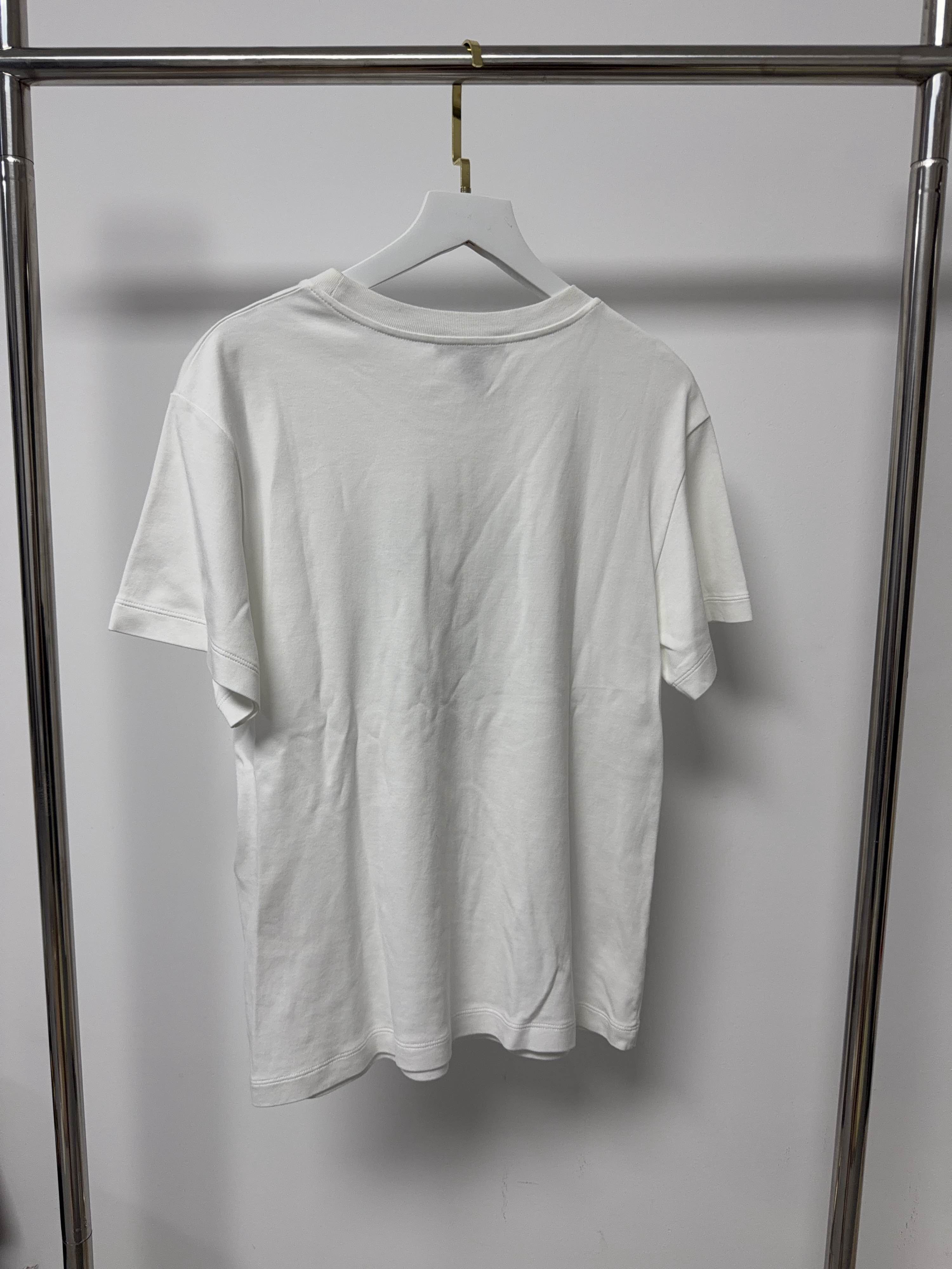 Louis Vuitton Louis Vuitton Logo Chain T-Shirt Size S Size S / US 4 / IT 40 - 2 Thumbnail