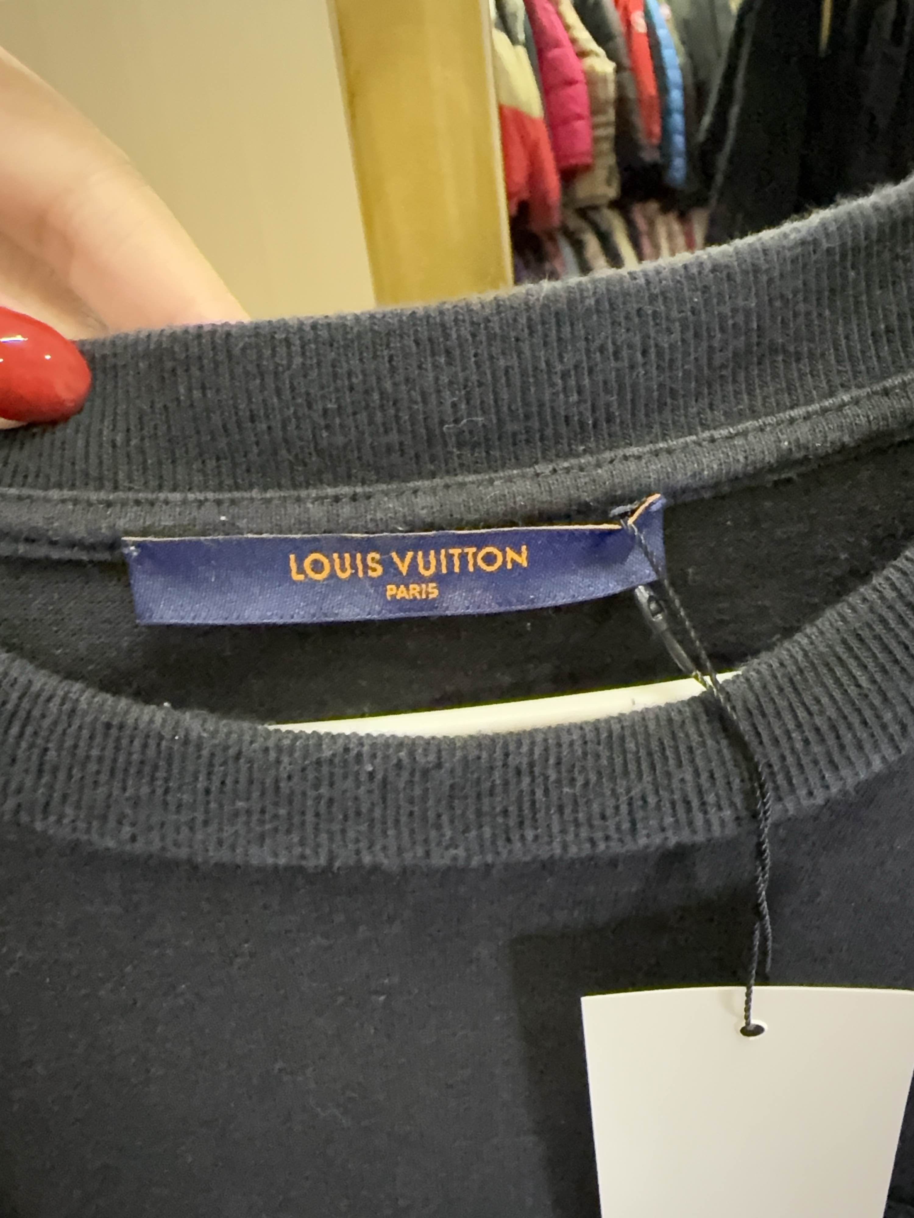 Louis Vuitton Louis Vuitton Pocket T-Shirt Size M Size US M / EU 48-50 / 2 - 3 Thumbnail