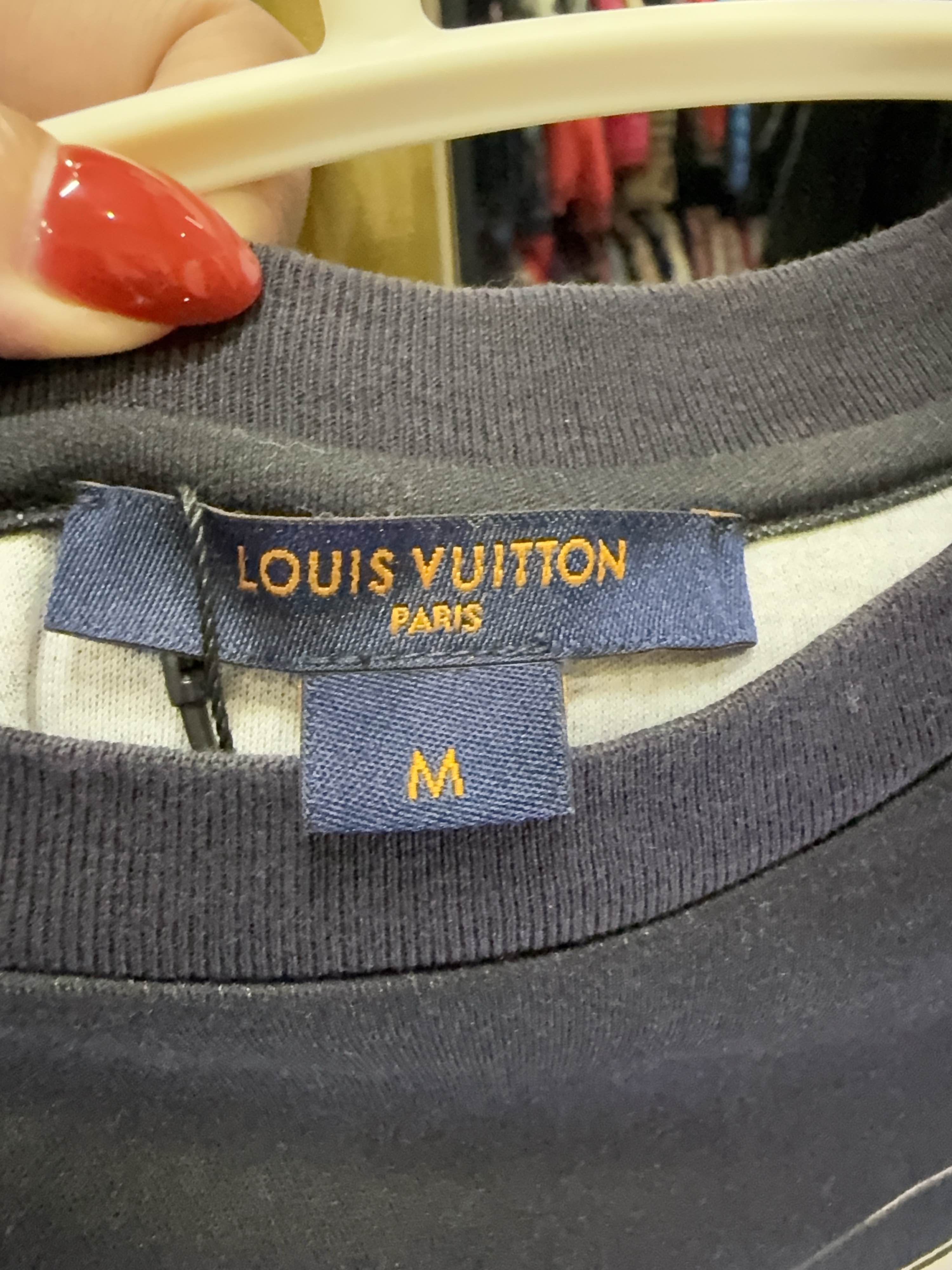 Louis Vuitton Louis Vuitton VHS Print T-Shirt Size M Size M / US 6-8 / IT 42-44 - 3 Thumbnail