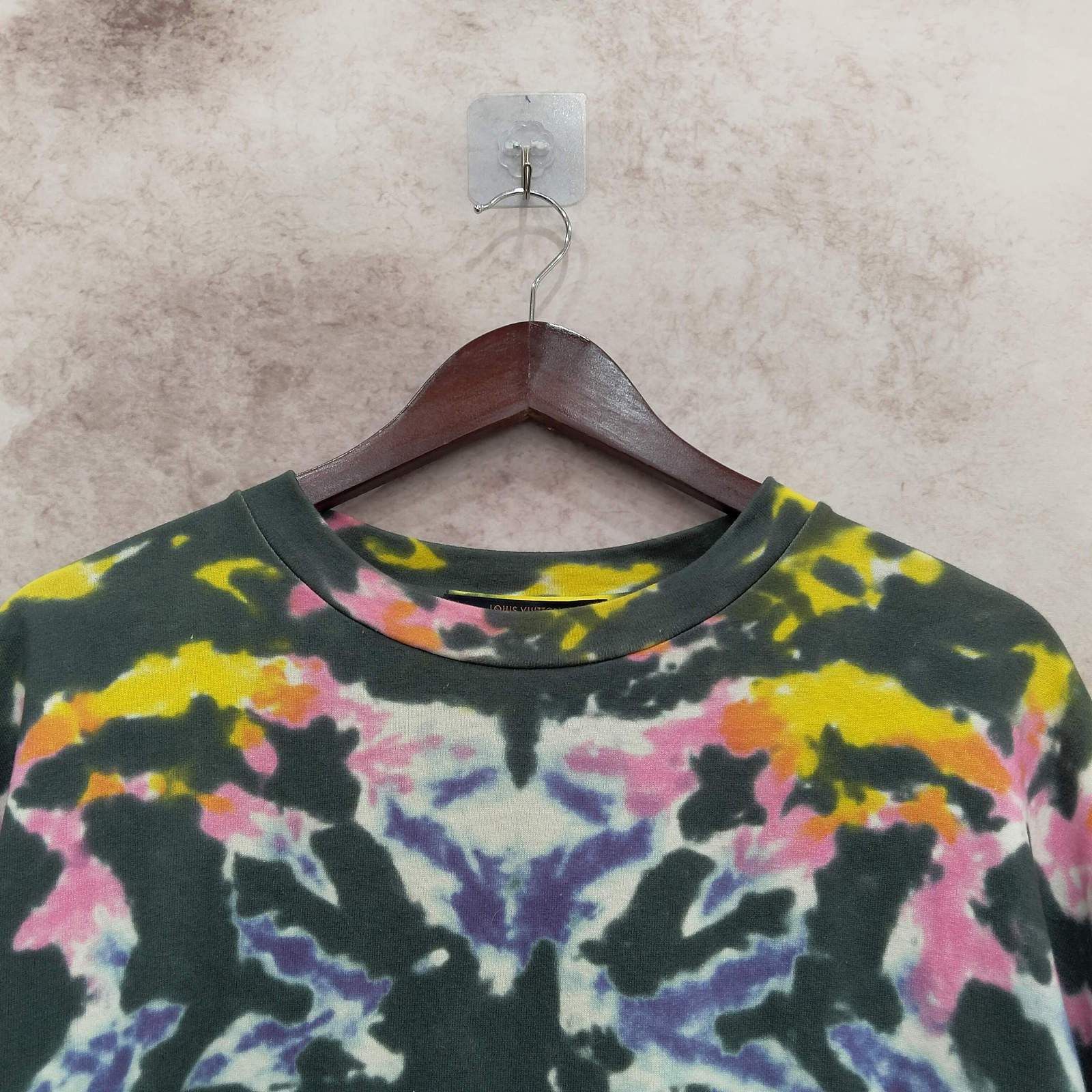Louis Vuitton Louis Vuitton Tie-Dye Short Sleeve T-Shirt Size S Size US S / EU 44-46 / 1 - 6 Thumbnail