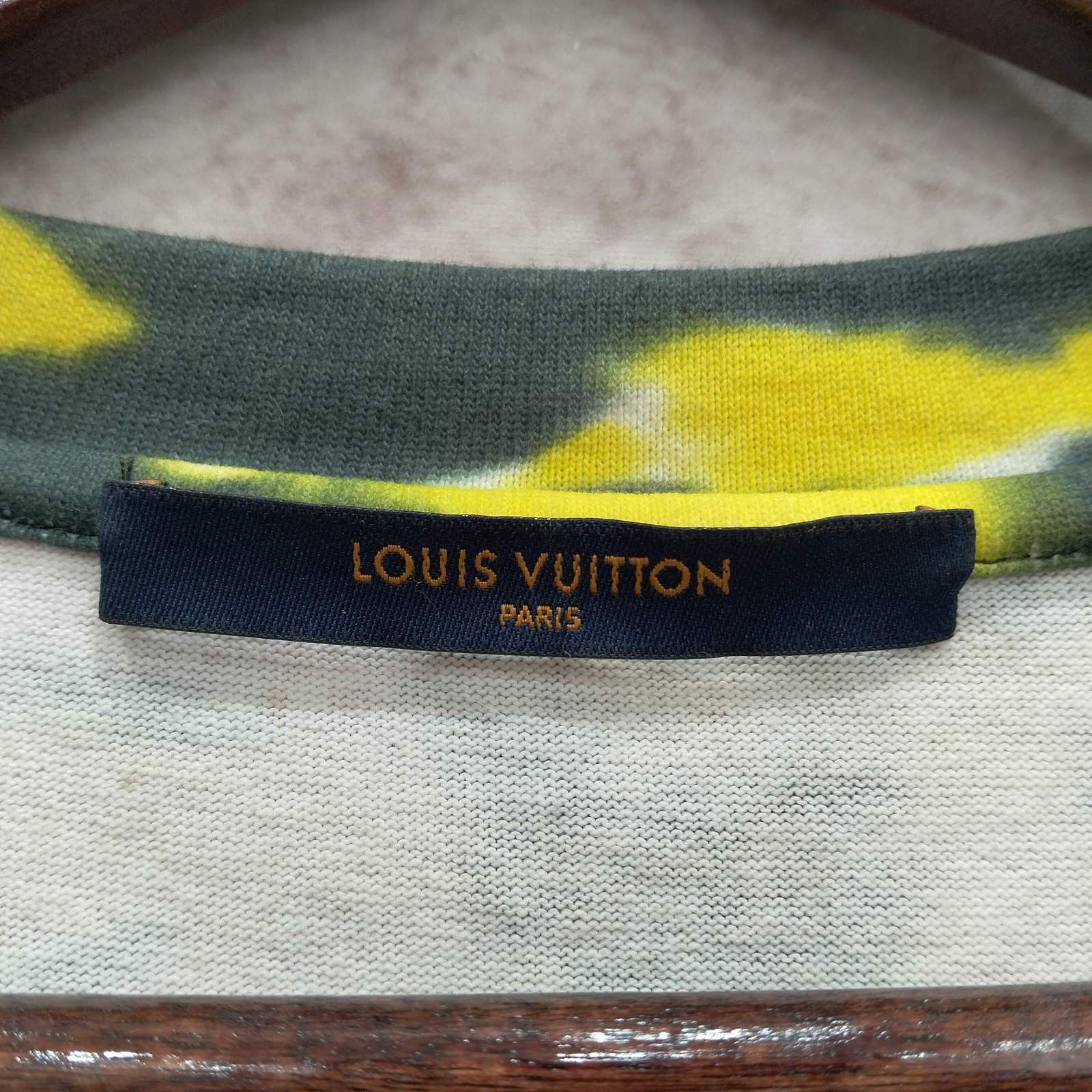 Louis Vuitton Louis Vuitton Tie-Dye Short Sleeve T-Shirt Size S Size US S / EU 44-46 / 1 - 3 Thumbnail