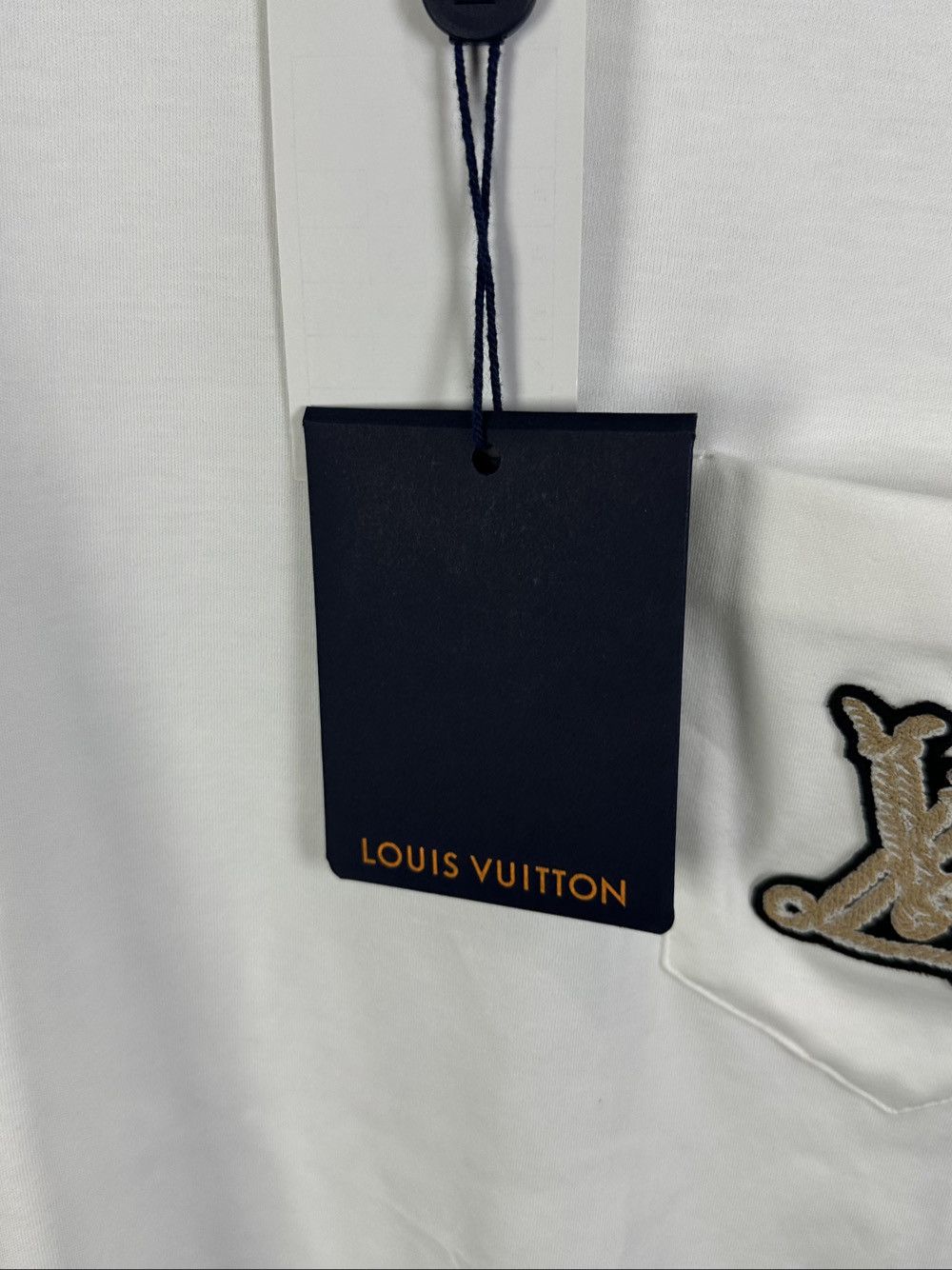Louis Vuitton Louis Vuitton Logo Embroidery T-Shirt Size M Size M / US 6-8 / IT 42-44 - 7 Thumbnail
