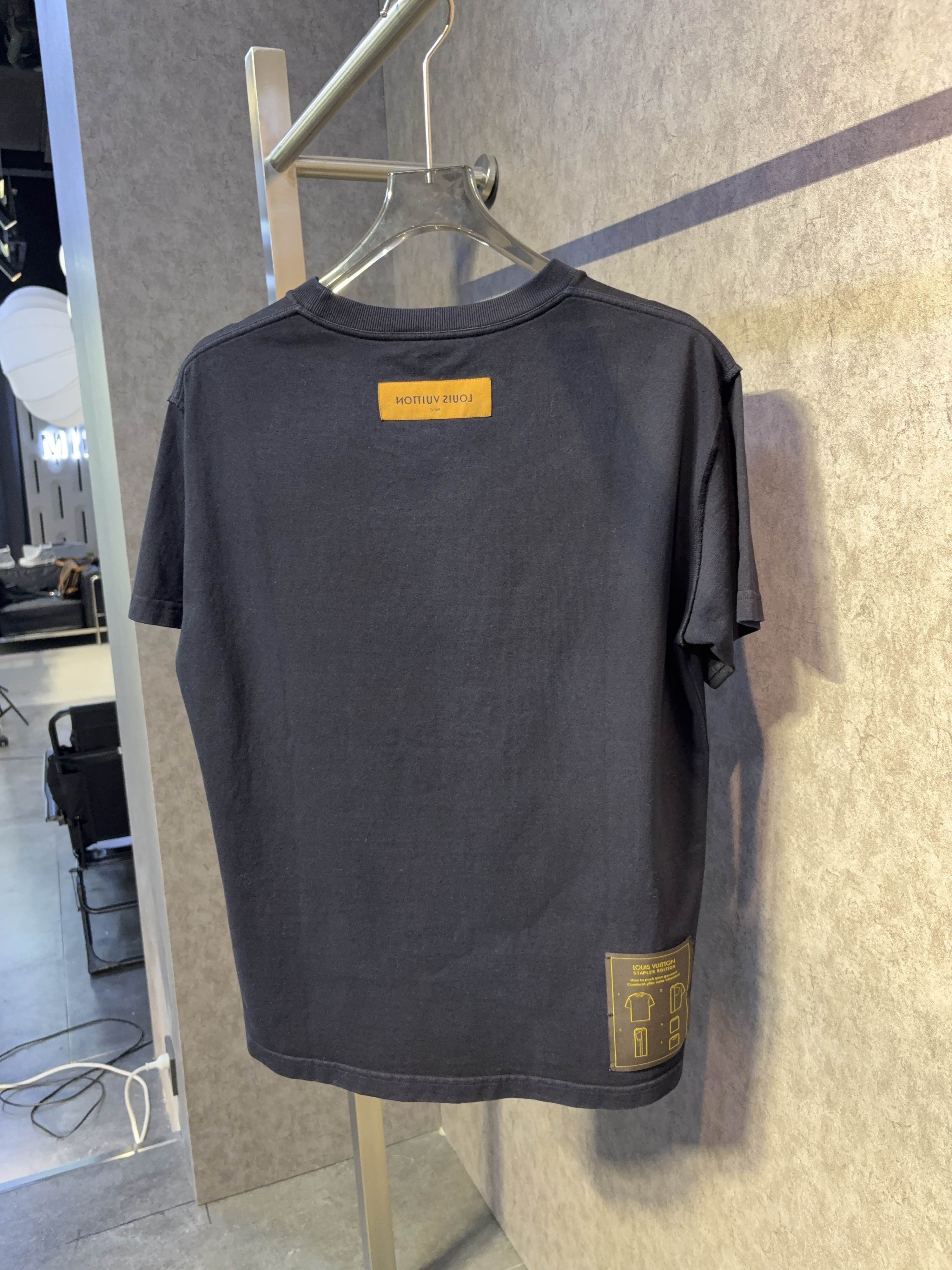 Louis Vuitton Louis Vuitton Inside Out Staples T-Shirt Size S Size US S / EU 44-46 / 1 - 2 Thumbnail