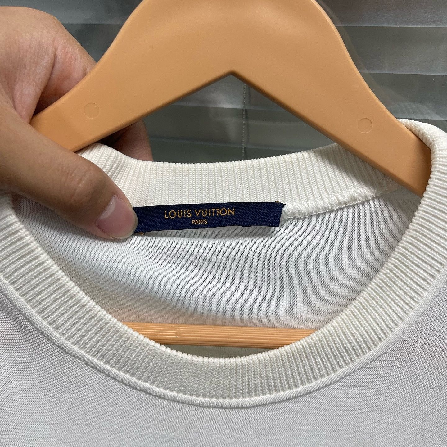 Louis Vuitton Louis Vuitton Astronaut Graphic T-Shirt White Size XS Size US XS / EU 42 / 0 - 3 Thumbnail