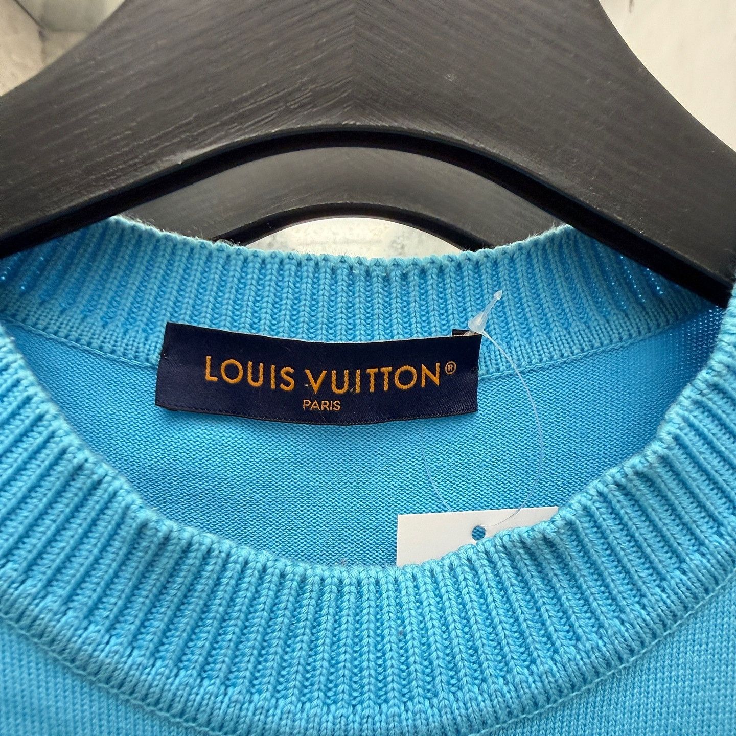 Louis Vuitton Louis Vuitton Logo Embroidered T-Shirt Blue Size L Size US L / EU 52-54 / 3 - 3 Thumbnail