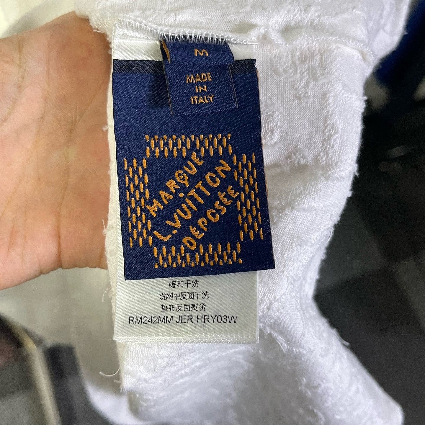 Louis Vuitton Louis Vuitton Monogram Short Sleeve T-Shirt Size M Size M / US 6-8 / IT 42-44 - 4 Thumbnail