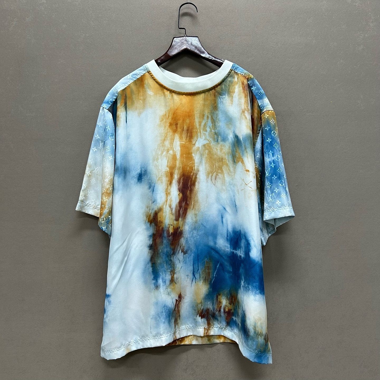 Louis Vuitton Louis Vuitton Tie-Dye Short Sleeve T-Shirt Size 36 Size XS / US 0-2 / IT 36-38 - 6 Thumbnail