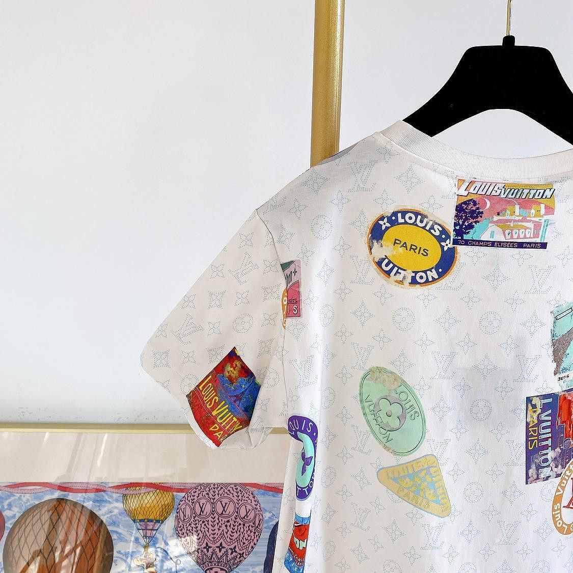Louis Vuitton Louis Vuitton Graphic Print Monogram T-Shirt Size S Size S / US 4 / IT 40 - 7 Thumbnail