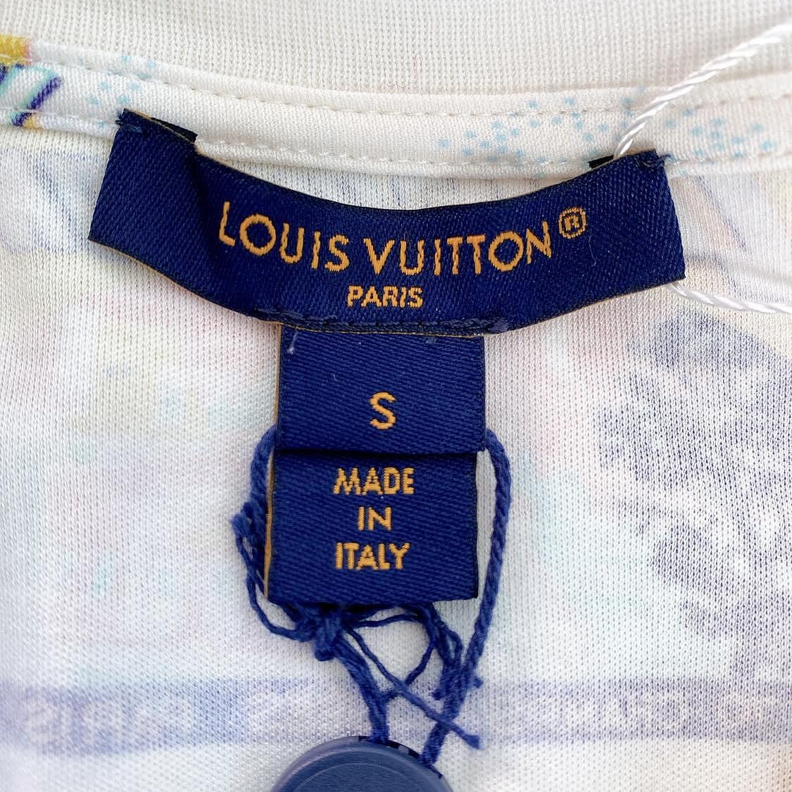 Louis Vuitton Louis Vuitton Graphic Print Monogram T-Shirt Size S Size S / US 4 / IT 40 - 3 Thumbnail