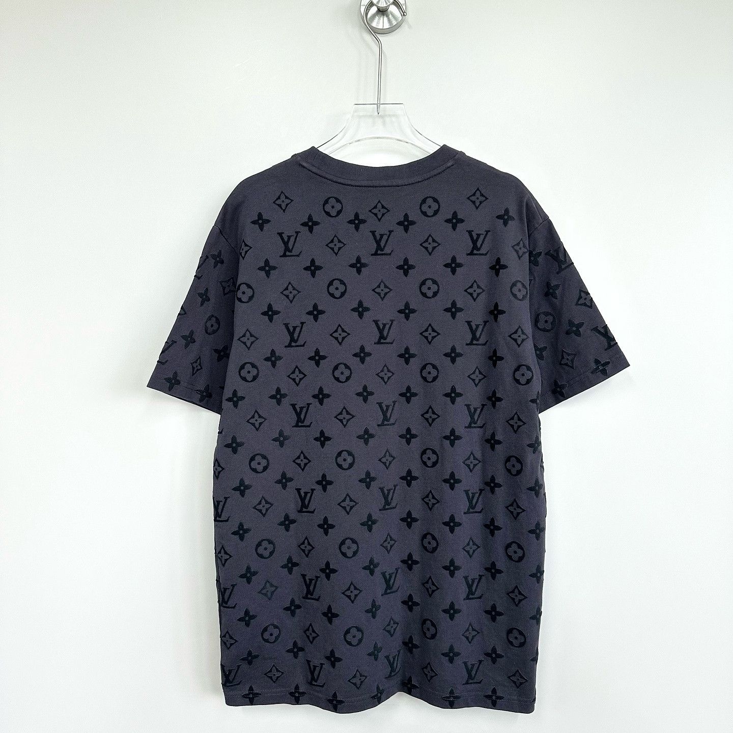 Louis Vuitton Louis Vuitton Monogram T-Shirt Size M Size US M / EU 48-50 / 2 - 2 Thumbnail
