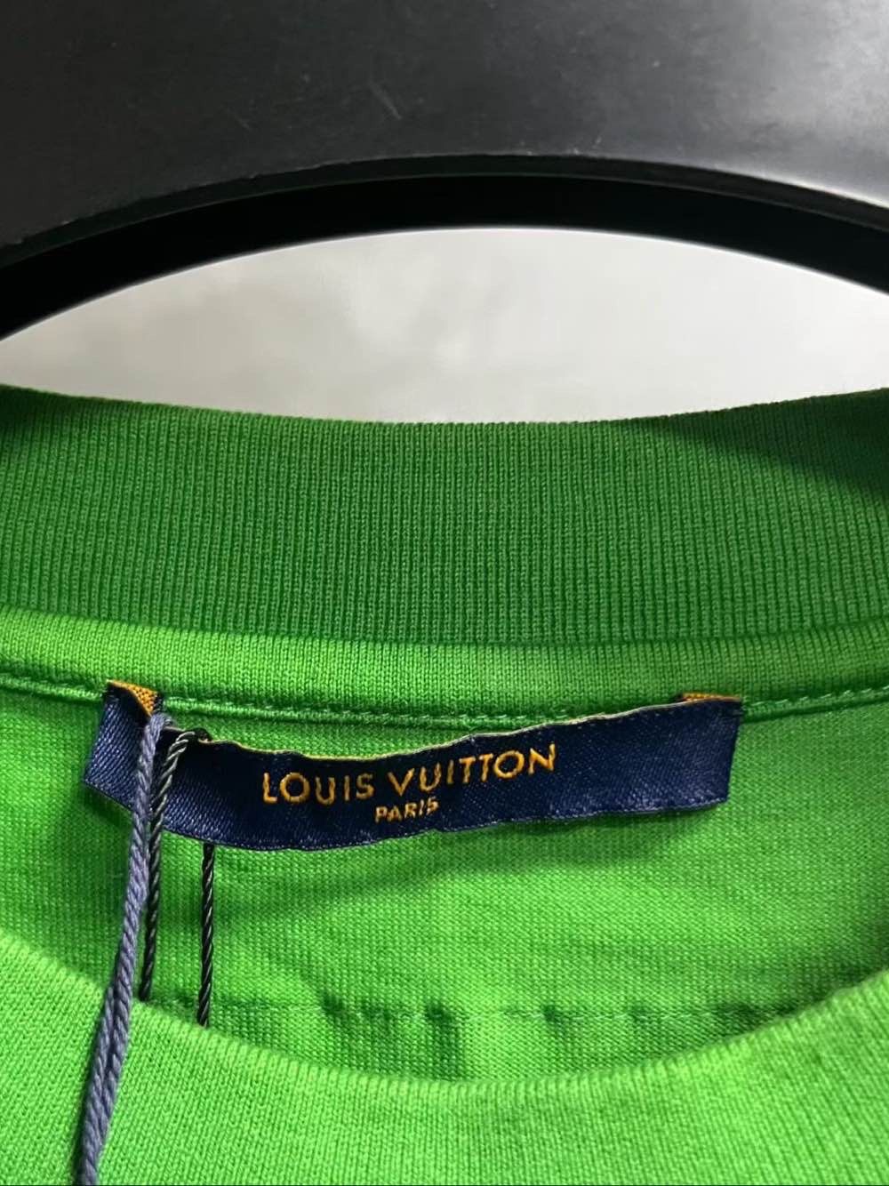 Louis Vuitton Louis Vuitton Green Logo Short Sleeve T-Shirt Size XL Size US XL / EU 56 / 4 - 3 Thumbnail
