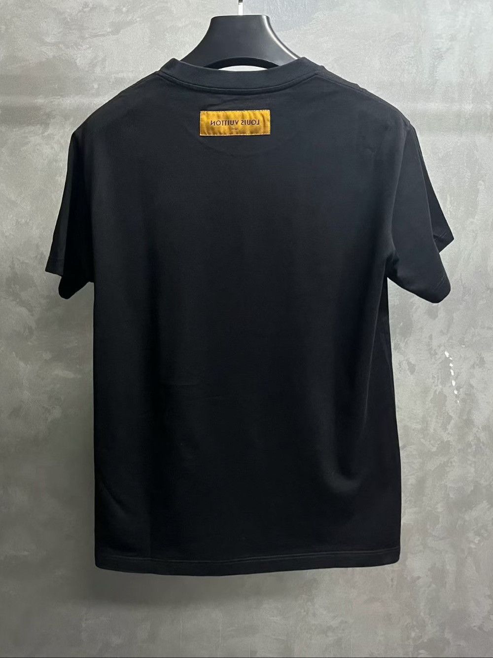 Louis Vuitton Louis Vuitton Spray Chain T-Shirt Size S Size US S / EU 44-46 / 1 - 2 Thumbnail
