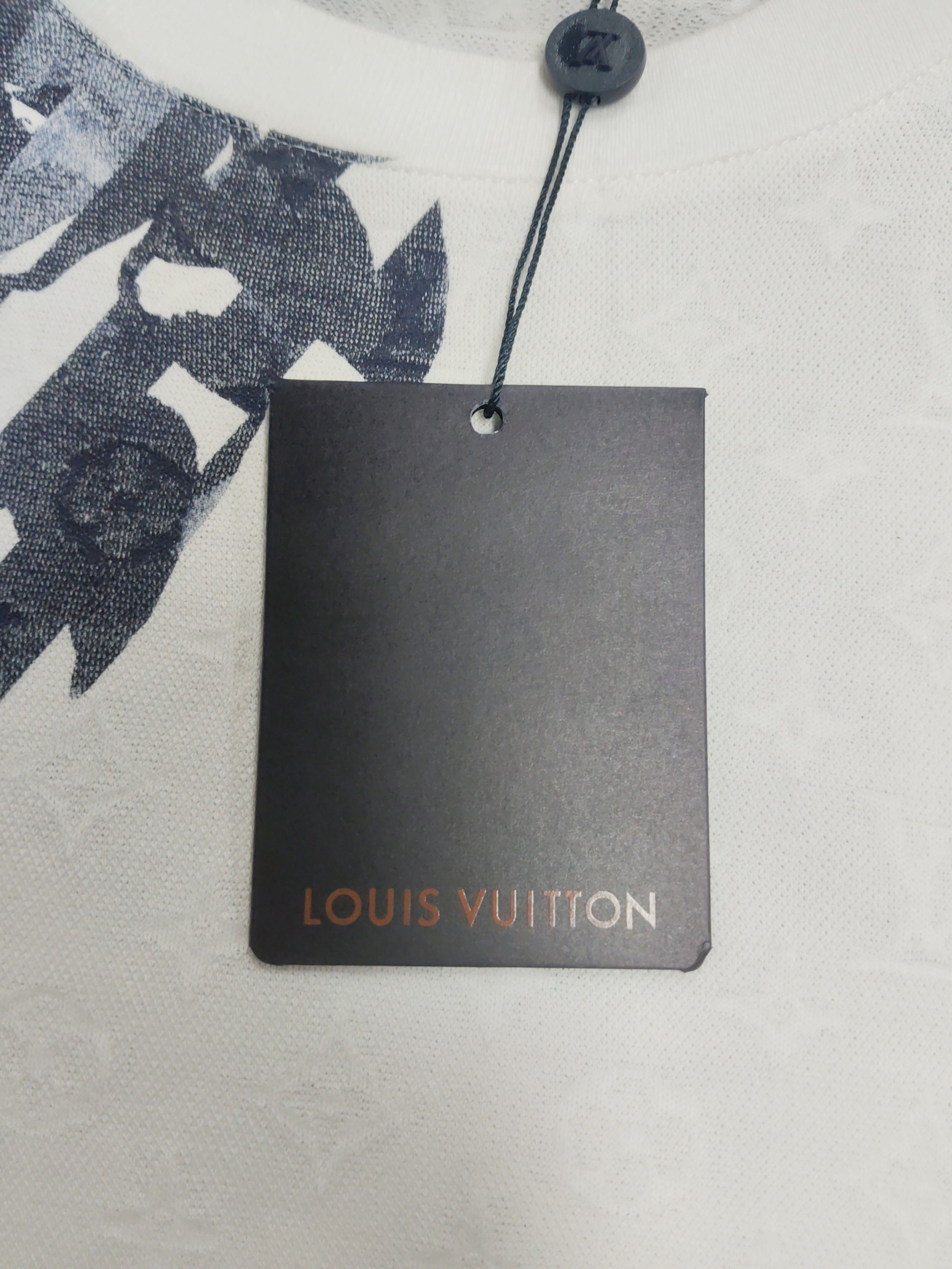 Louis Vuitton Louis Vuitton Floral Print T-Shirt Size XXL Size US XXL / EU 58 / 5 - 5 Thumbnail