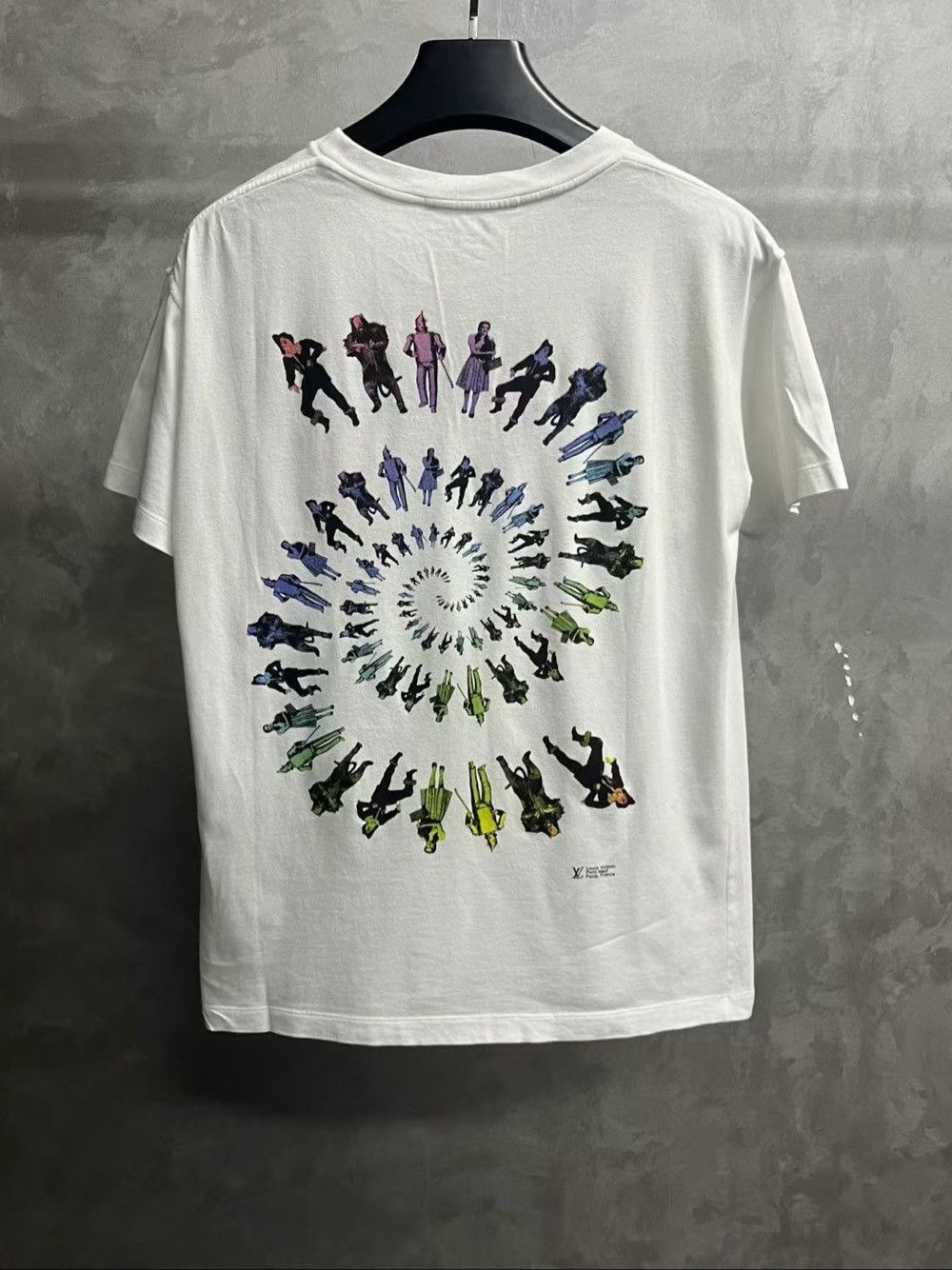 Louis Vuitton Louis Vuitton Wizard of Oz Graphic T-Shirt Size S Size US S / EU 44-46 / 1 - 2 Thumbnail