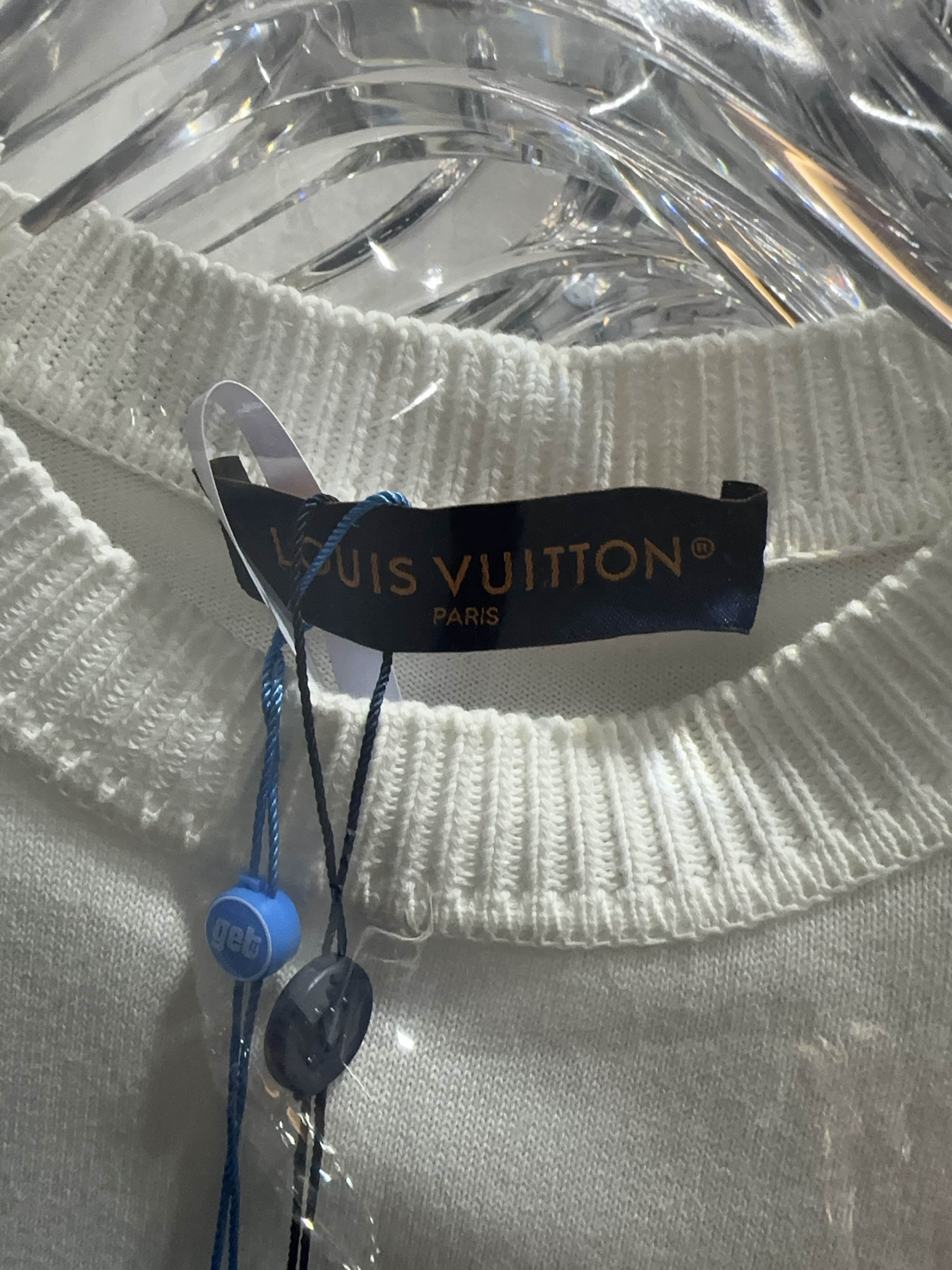 Louis Vuitton Louis Vuitton Logo Print T-Shirt Size L Size US L / EU 52-54 / 3 - 3 Thumbnail