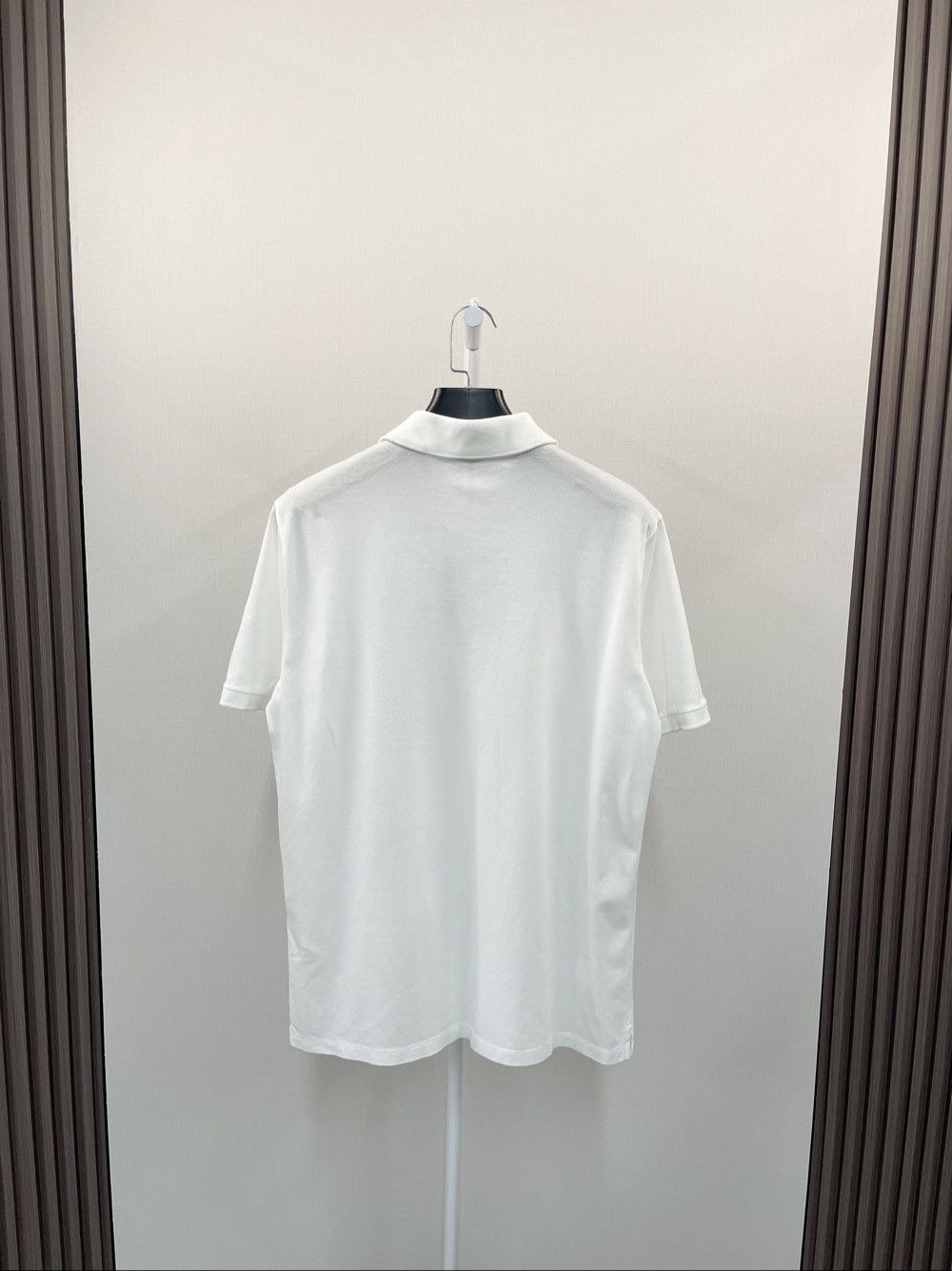 Louis Vuitton Louis Vuitton Embroidered Logo Polo Shirt Size L Size US L / EU 52-54 / 3 - 2 Thumbnail