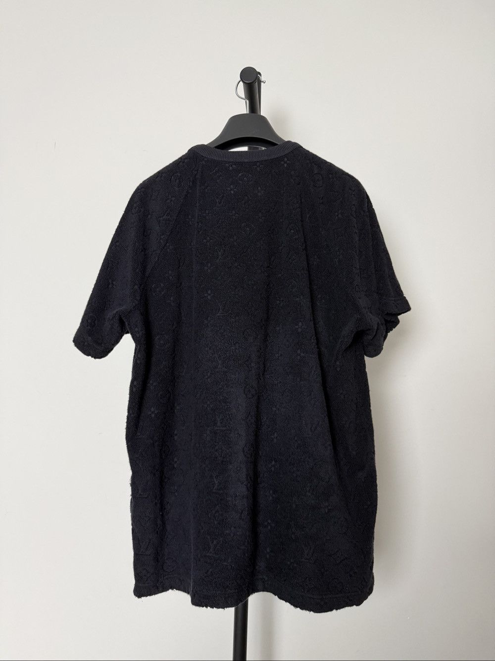Louis Vuitton Louis Vuitton Monogram Towel T-Shirt Size M Size US M / EU 48-50 / 2 - 2 Thumbnail