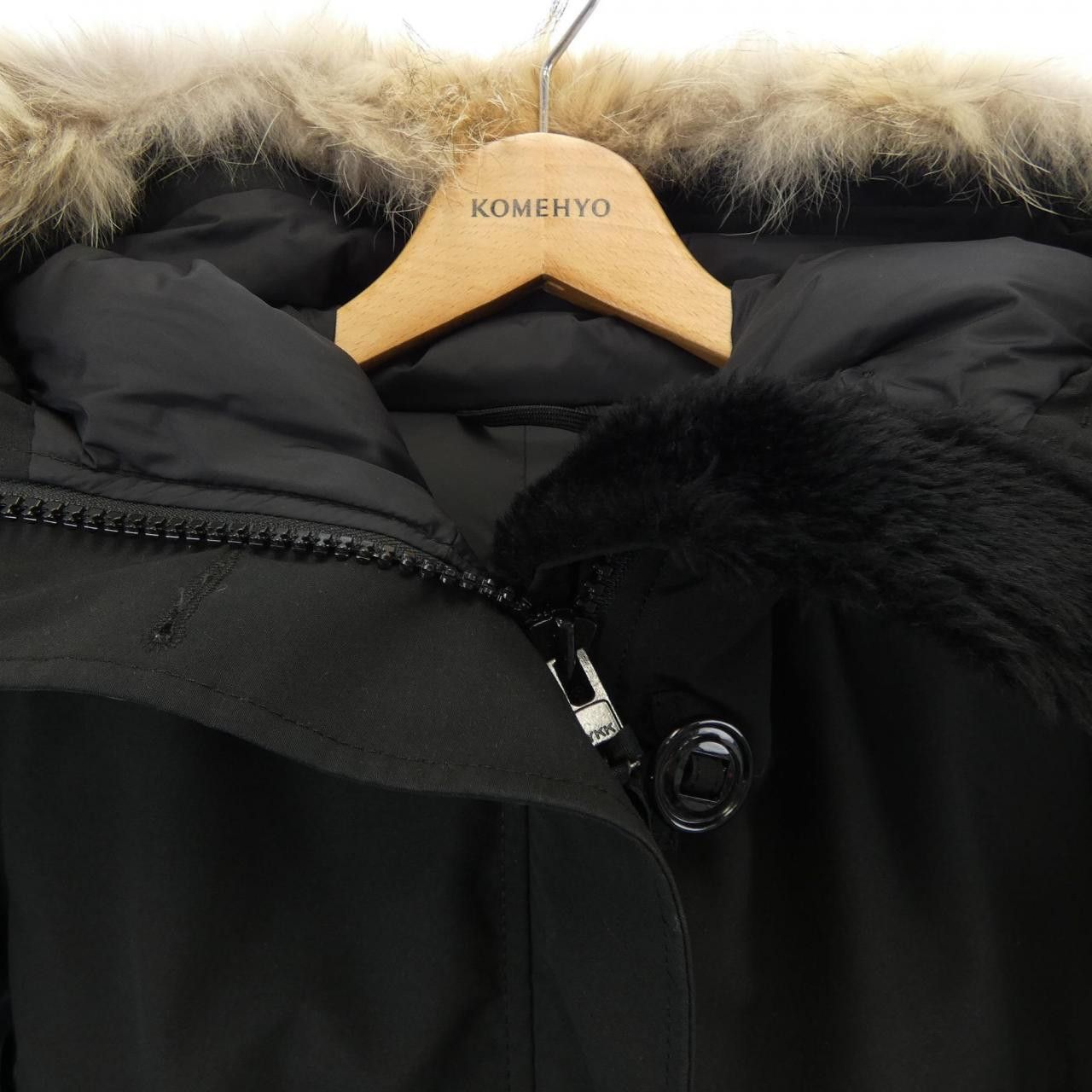 Canada Goose Canada Goose Canada Goose Bronte Down Coat Textile Outerwear 2603JL DUTY FREE for USA Size ONE SIZE - 5 Thumbnail