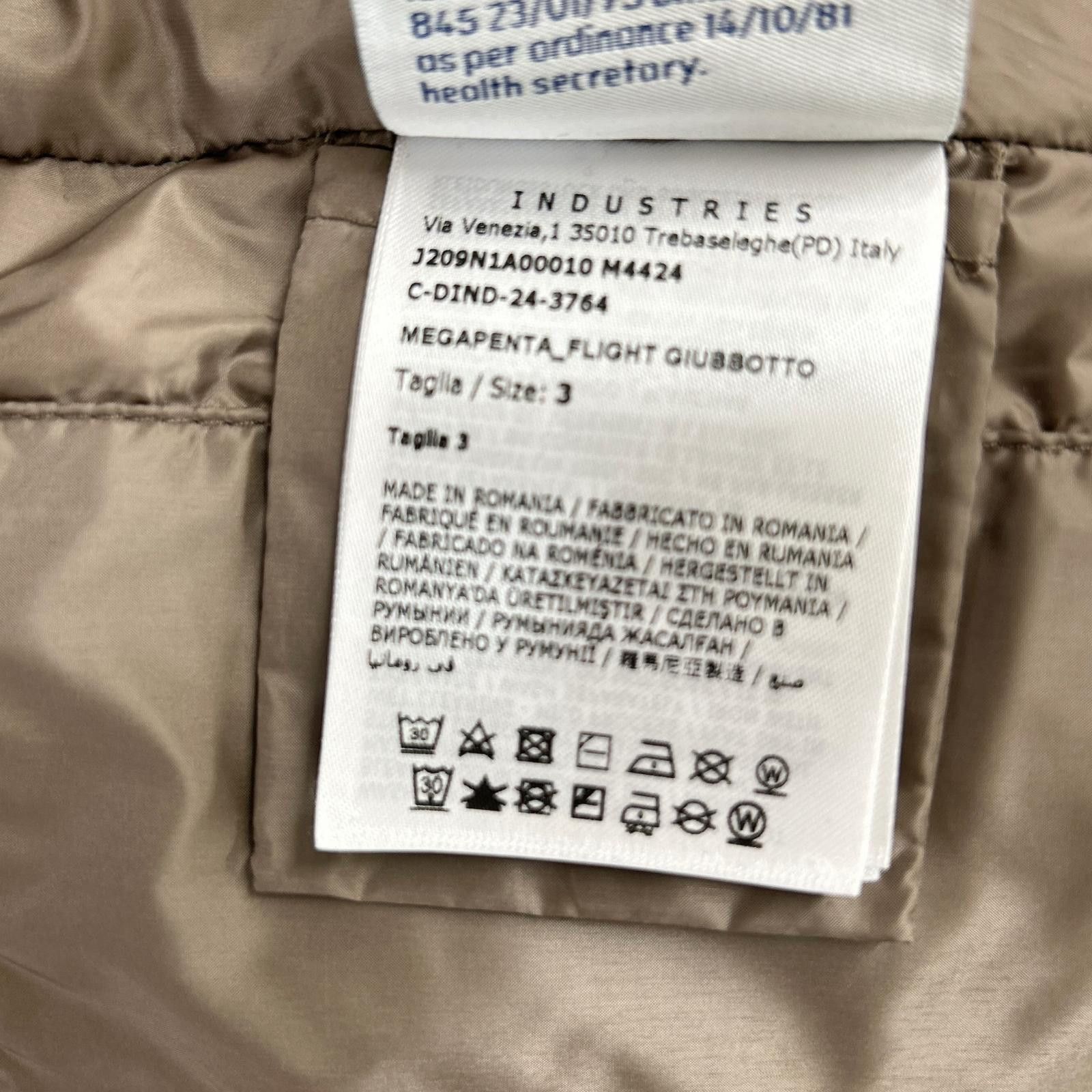 Moncler Moncler Moncler MEGAPENTA FLIGHT Down Jacket Textile Outerwear DUTY FREE for USA Size ONE SIZE - 8 Thumbnail