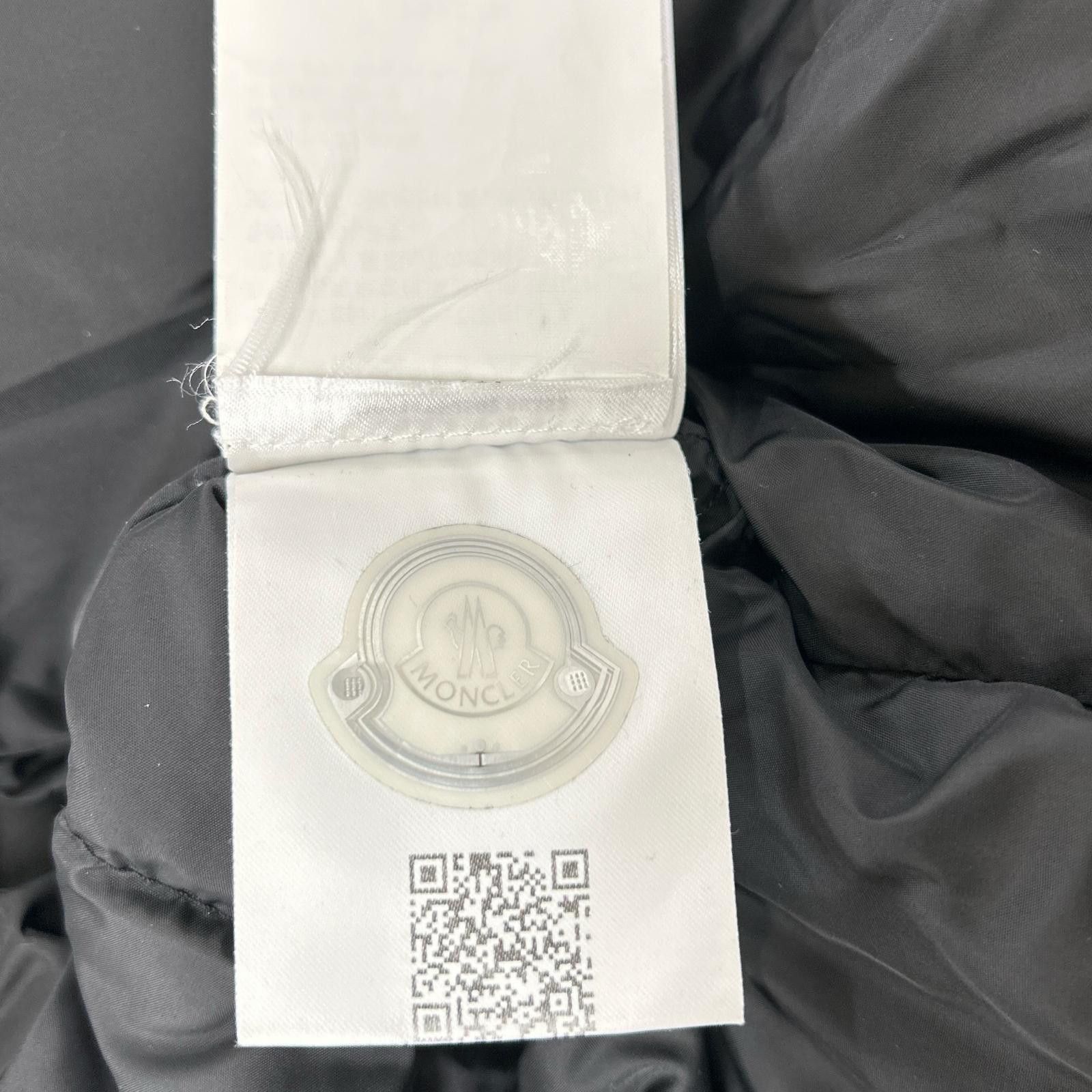 Moncler Moncler Moncler CLUNY Down Jacket Textile Outerwear DUTY FREE for USA Size ONE SIZE - 8 Thumbnail