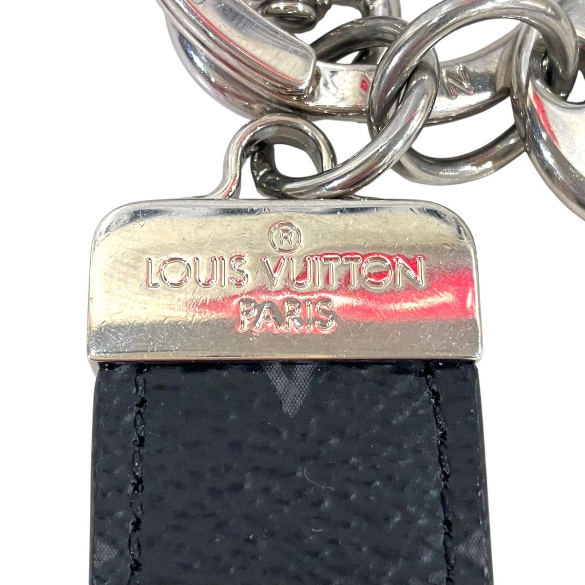 Louis Vuitton Louis Vuitton Louis Vuitton Neo LV Club Key Holder Textile Key Chain M01527 DUTY FREE for USA Size ONE SIZE - 3 Thumbnail