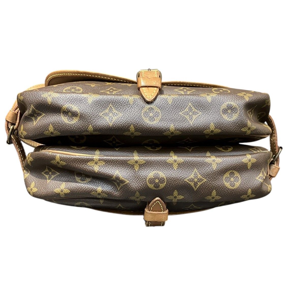 Louis Vuitton Louis Vuitton Louis Vuitton Saumur Monogram Shoulder Bag Textile Shoulder Bag M42256 DUTY FREE for USA Size ONE SIZE - 3 Thumbnail