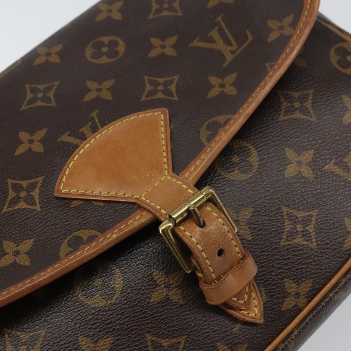 Louis Vuitton Louis Vuitton Sologne Handbag Monogram Canvas Size ONE SIZE - 13 Thumbnail