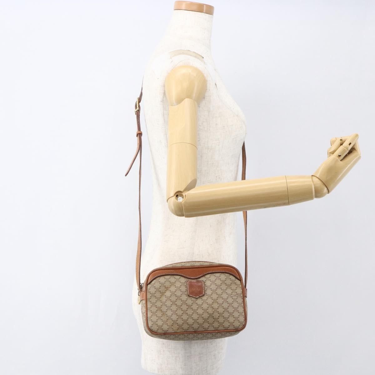 Celine Celine Vintage Macadam Shoulder Bag Canvas and Leather Size ONE SIZE - 14 Thumbnail