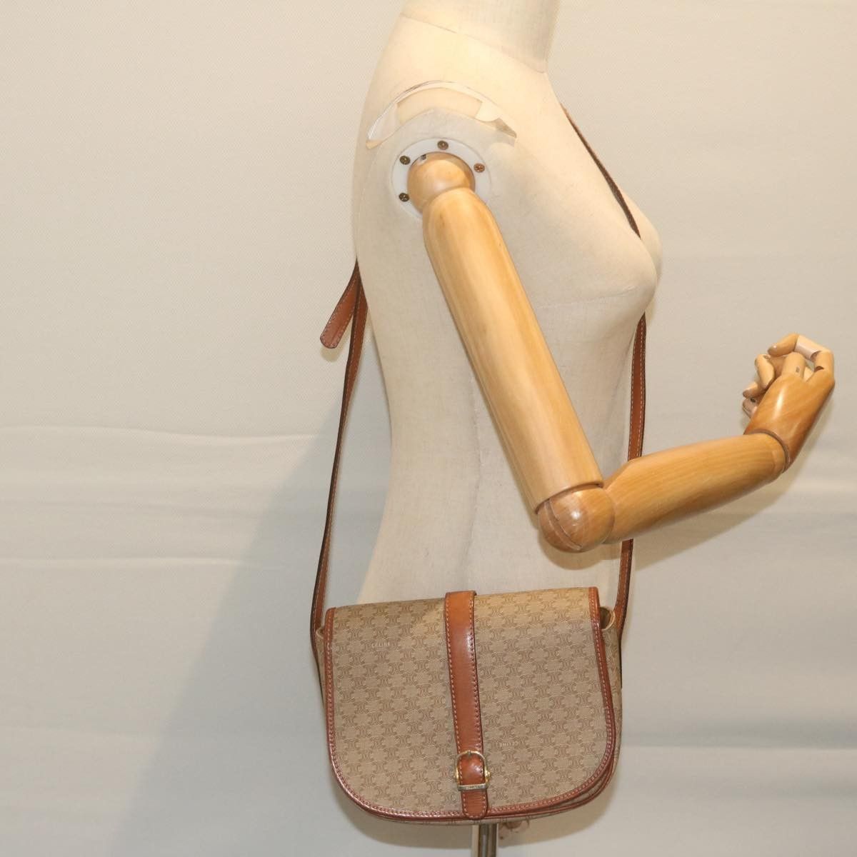 Celine Celine Vintage Macadam Canvas and Leather Size ONE SIZE - 14 Thumbnail