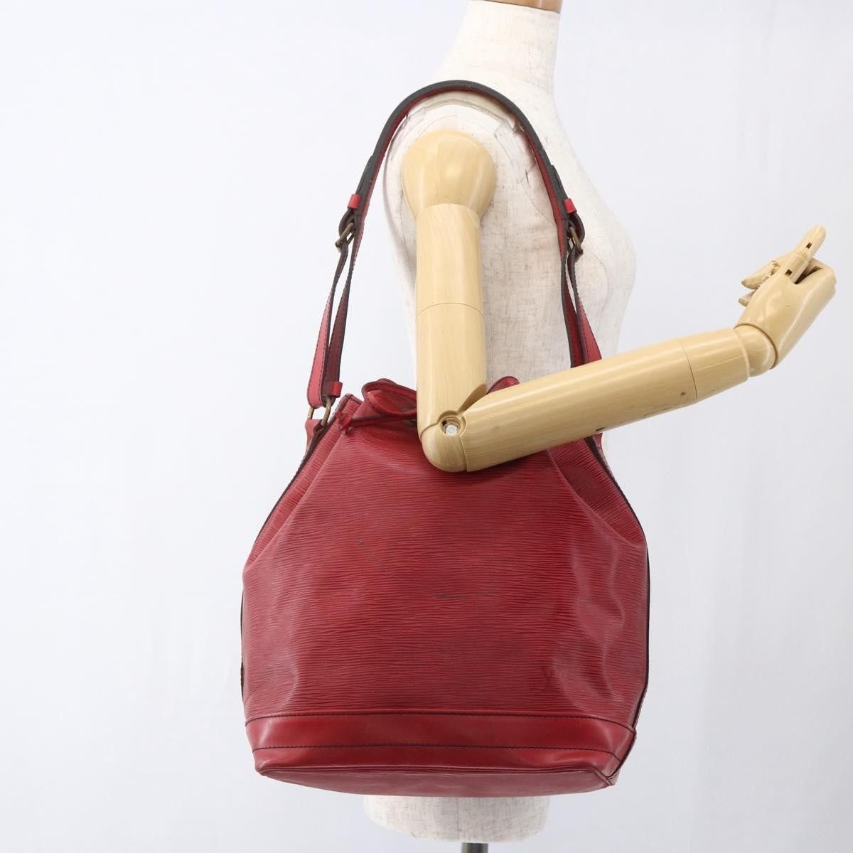 Louis Vuitton Louis Vuitton Petit Noe NM Epi Leather Size ONE SIZE - 13 Thumbnail