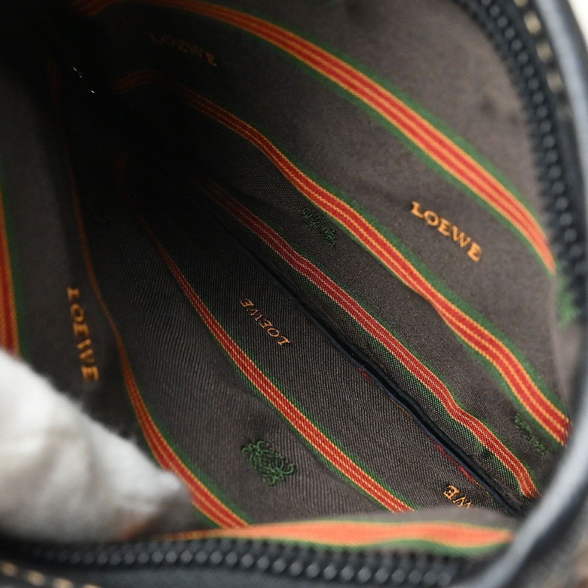 Loewe Loewe Velazquez Clutch Bag Leather Size ONE SIZE - 3 Thumbnail