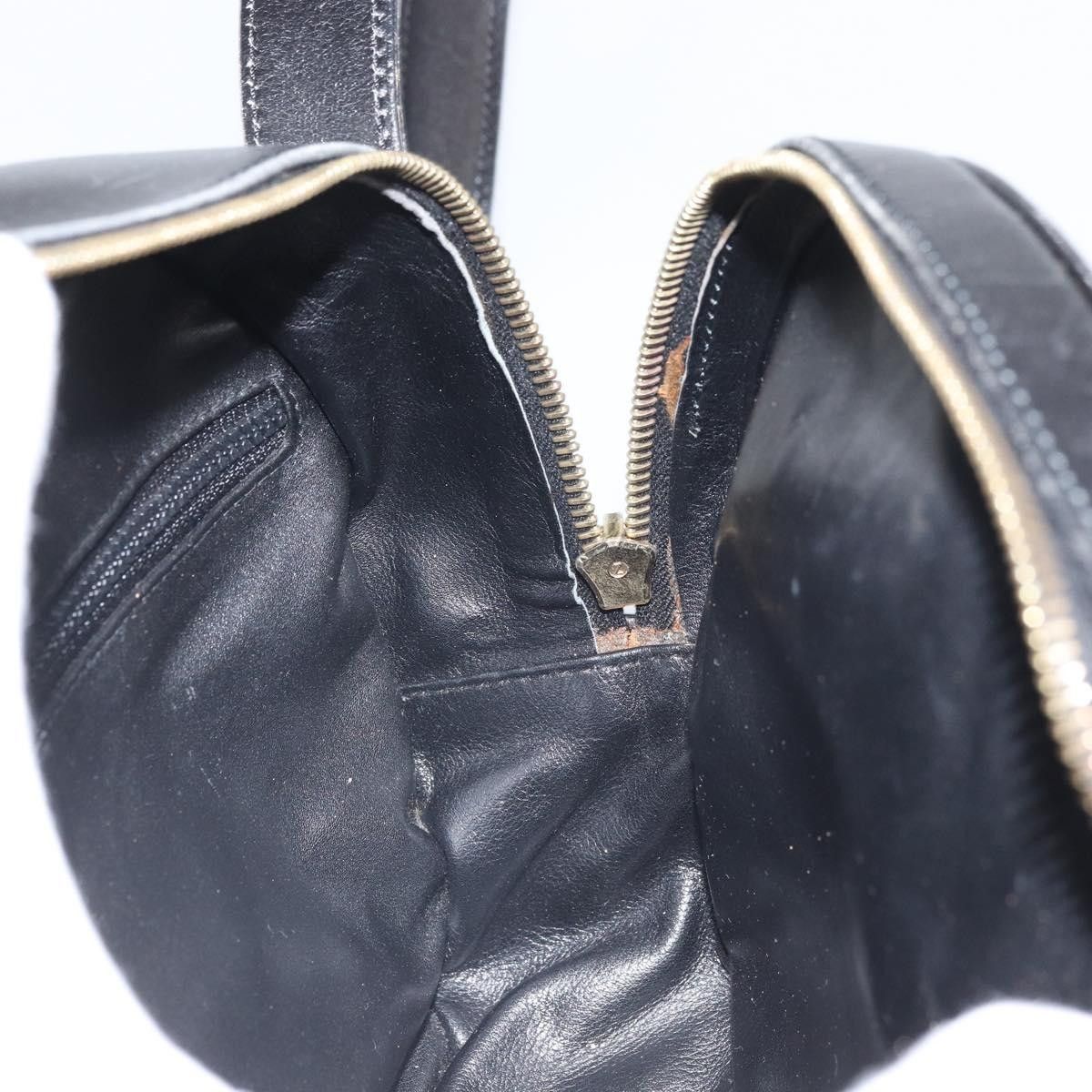 Celine Celine Circle Logo Shoulder Bag Leather Size ONE SIZE - 20 Thumbnail
