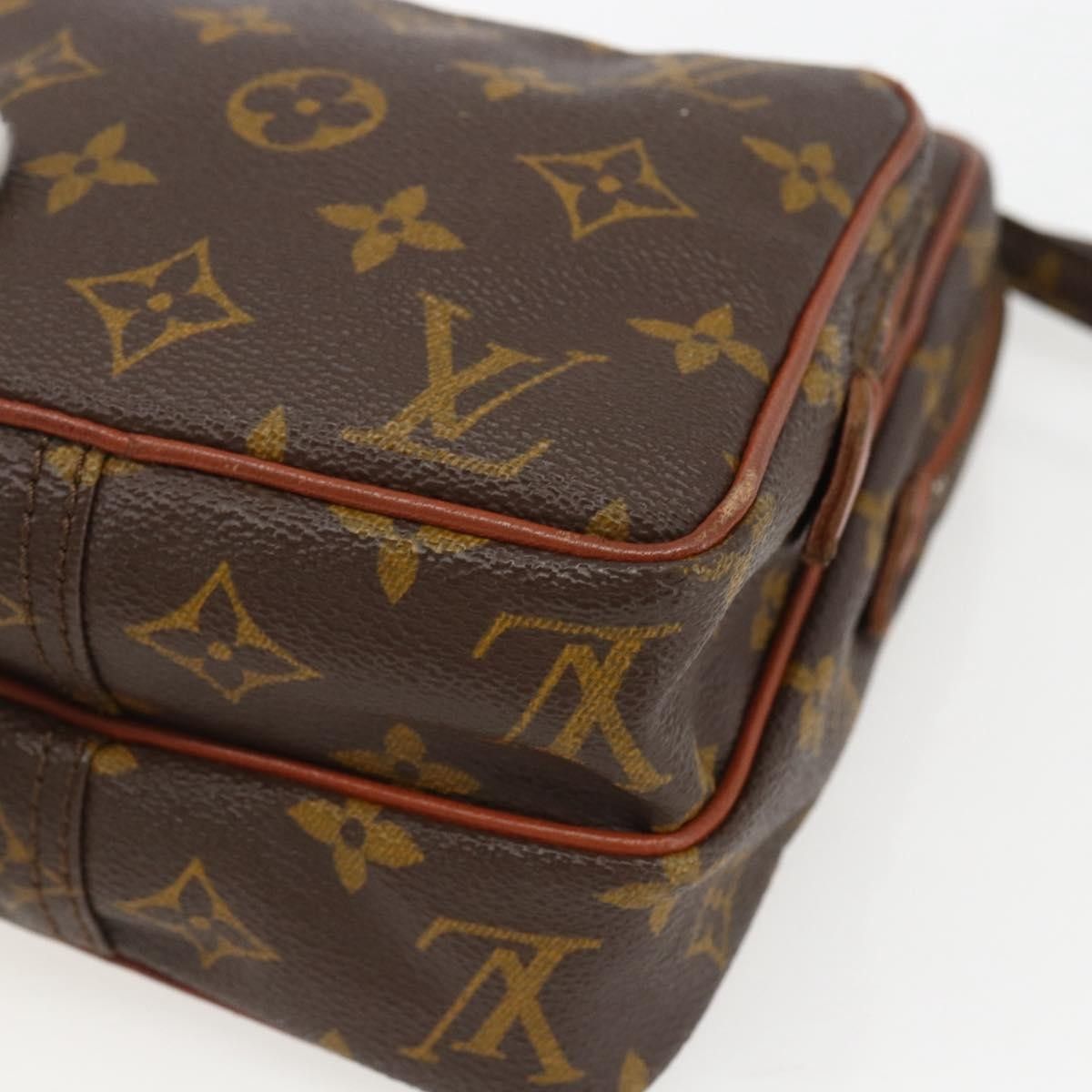 Louis Vuitton Louis Vuitton Amazone Bag Monogram Canvas Size ONE SIZE - 8 Thumbnail
