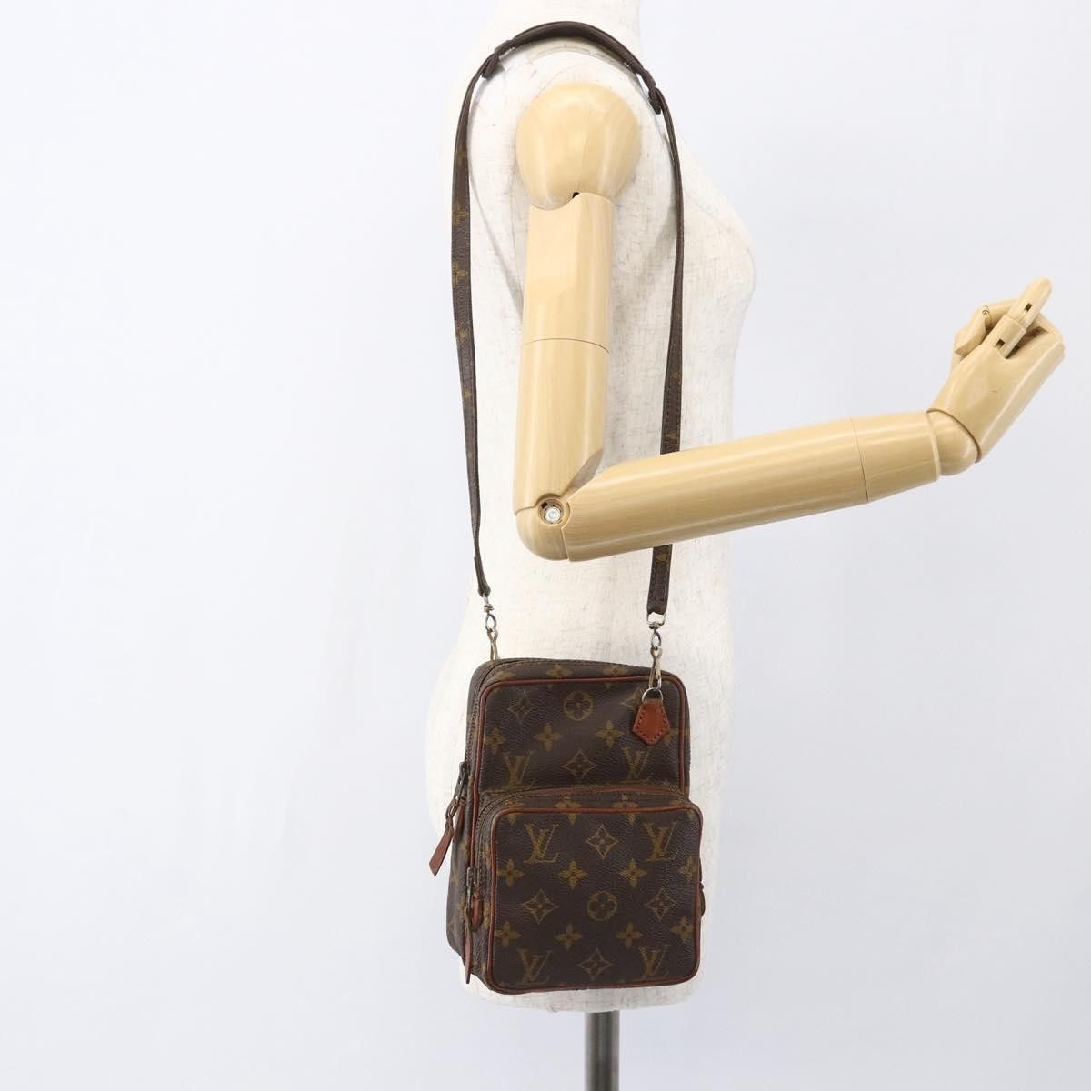 Louis Vuitton Louis Vuitton Amazone Bag Monogram Canvas Size ONE SIZE - 13 Thumbnail