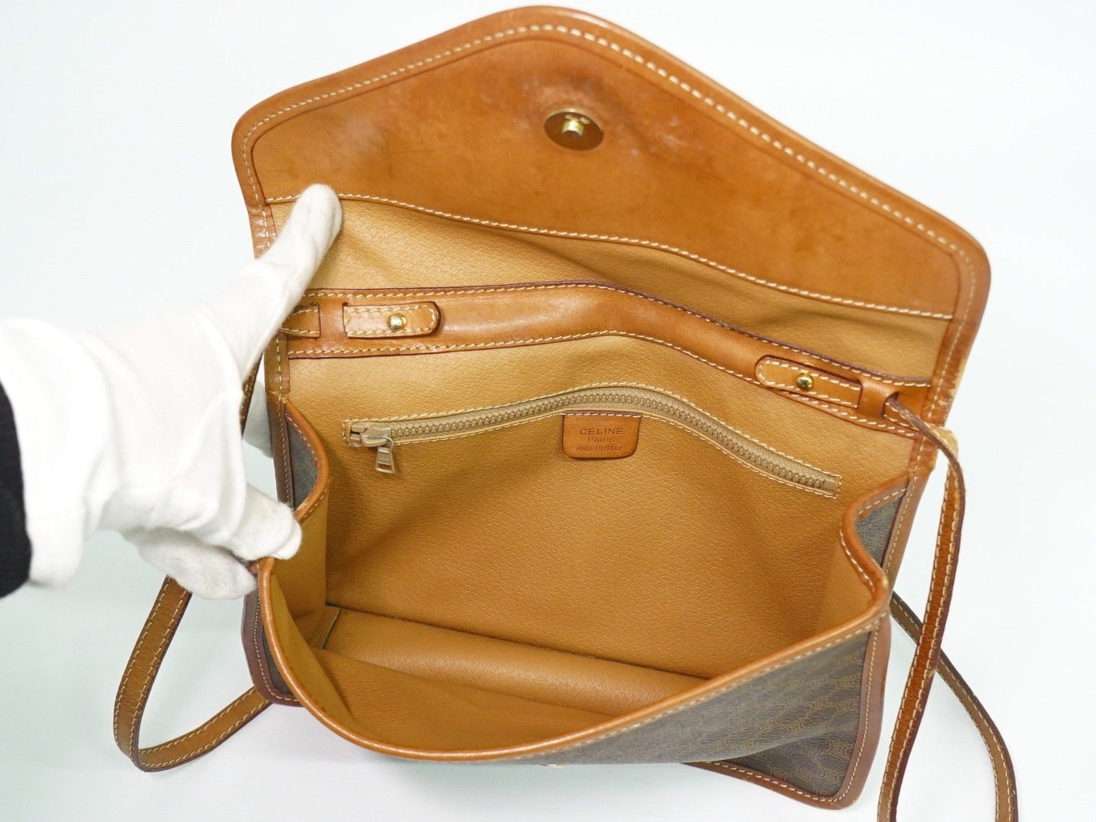 Celine Celine Vintage Macadam Shoulder Bag Canvas and Leather Size ONE SIZE - 3 Thumbnail