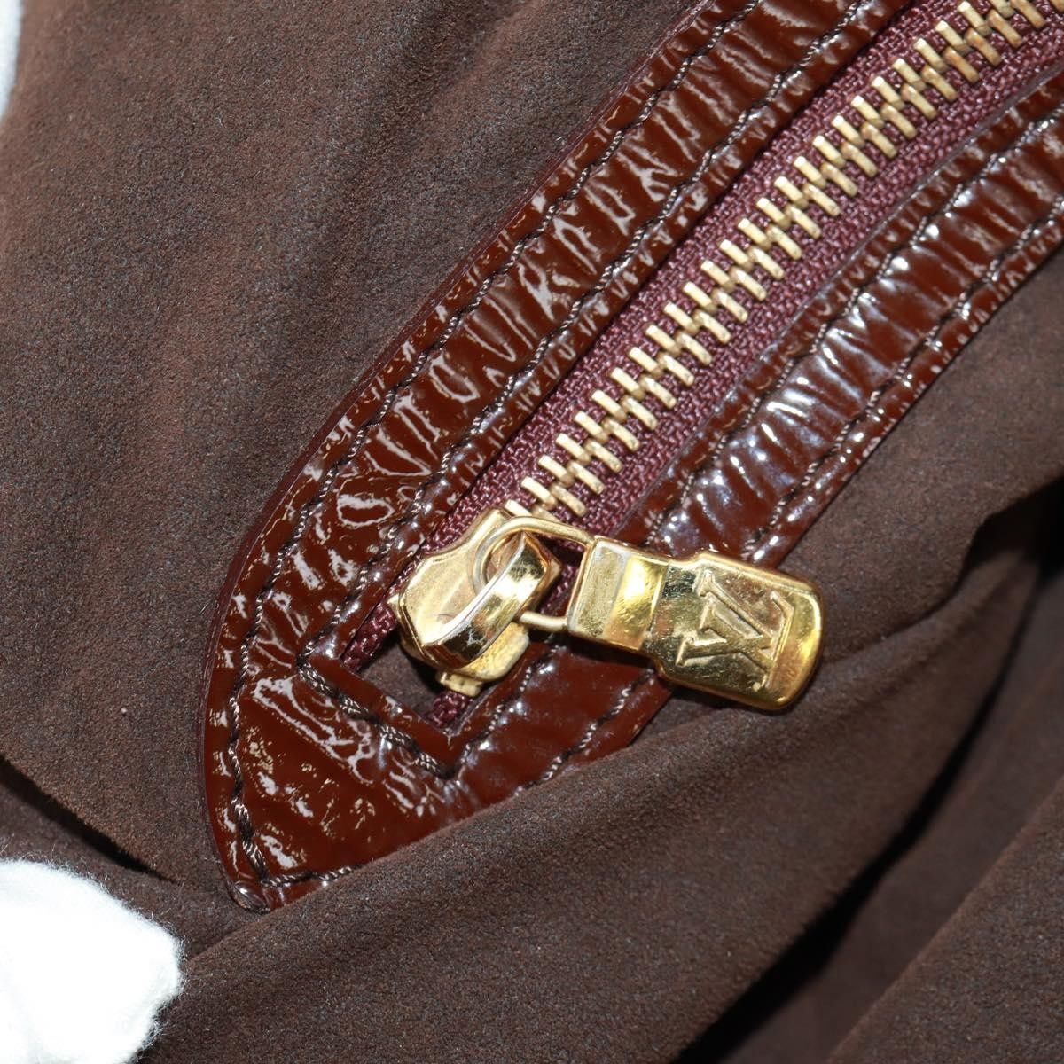 Louis Vuitton Louis Vuitton L Hobo Surya Leather Size ONE SIZE - 13 Thumbnail