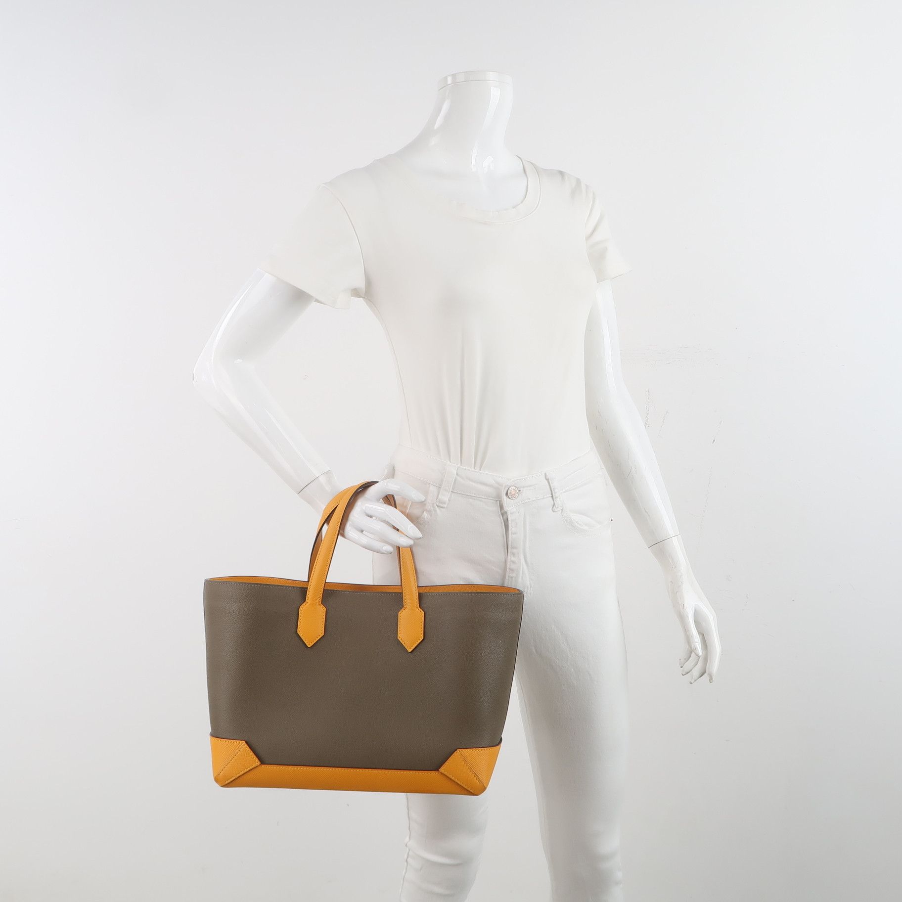 Hermes Hermes Women os Tote Bags Size ONE SIZE - 2 Thumbnail