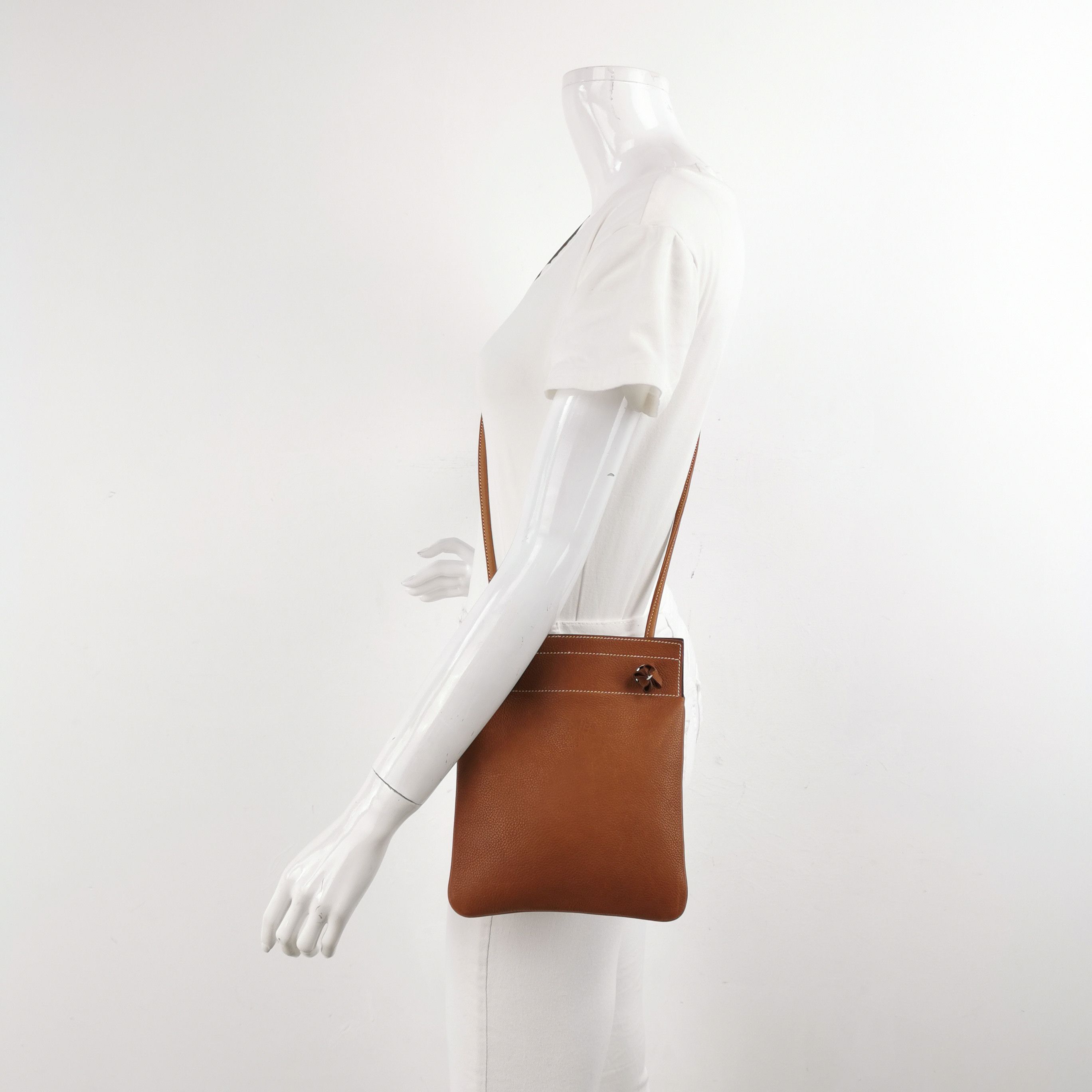 Hermes Hermes Women os Shoulder Bags Size ONE SIZE - 2 Thumbnail