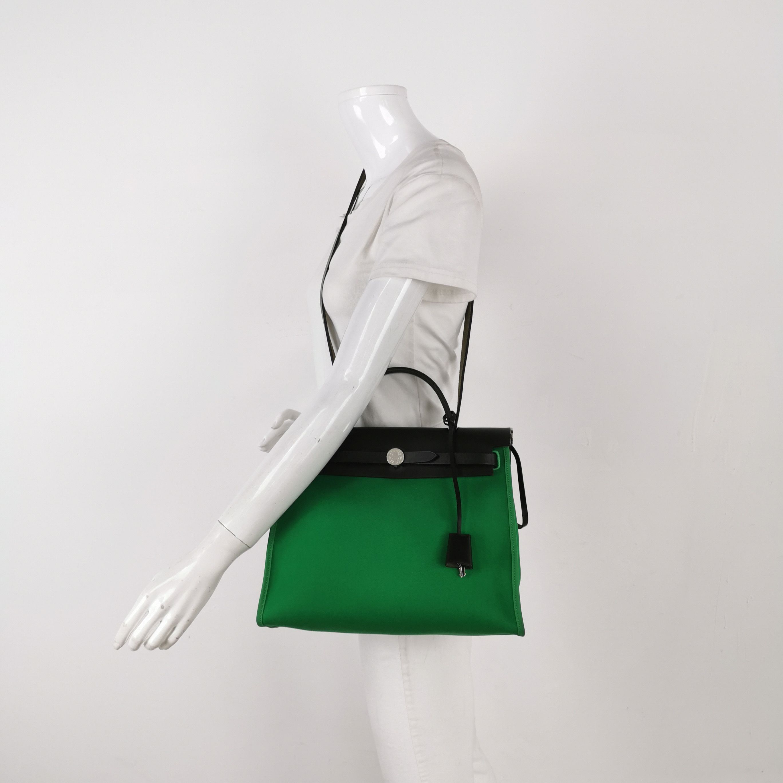 Hermes Hermes Women os Shoulder Bags Size ONE SIZE - 2 Thumbnail