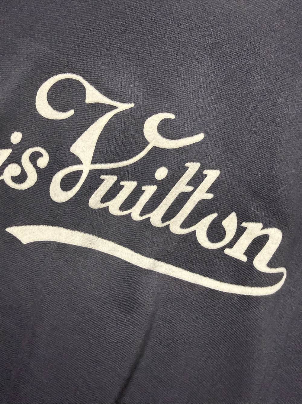 Louis Vuitton Louis Vuitton Flocked Logo T-Shirt Size L Size US L / EU 52-54 / 3 - 6 Thumbnail