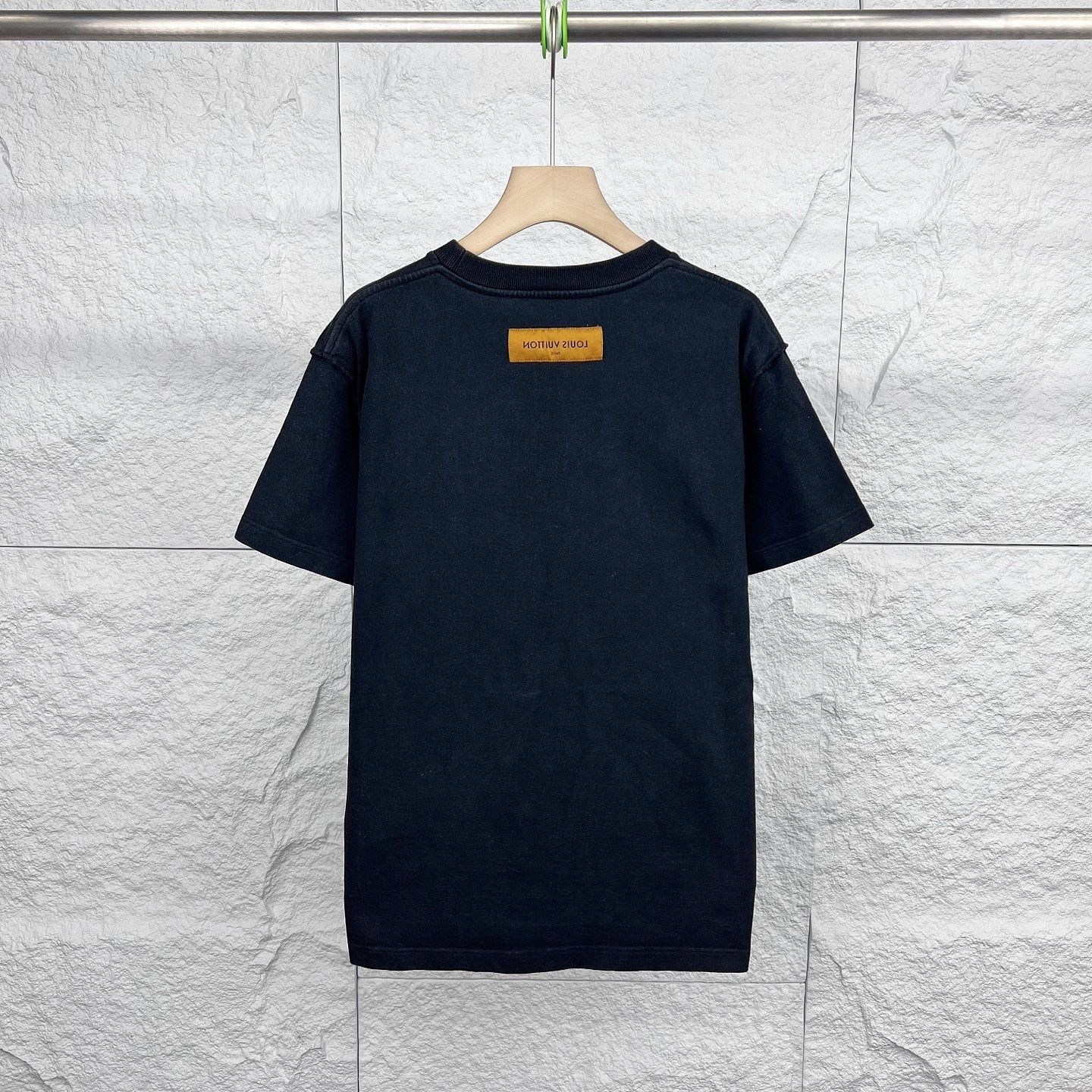 Louis Vuitton Louis Vuitton Embroidered Logo T-Shirt Size S Size US S / EU 44-46 / 1 - 2 Thumbnail