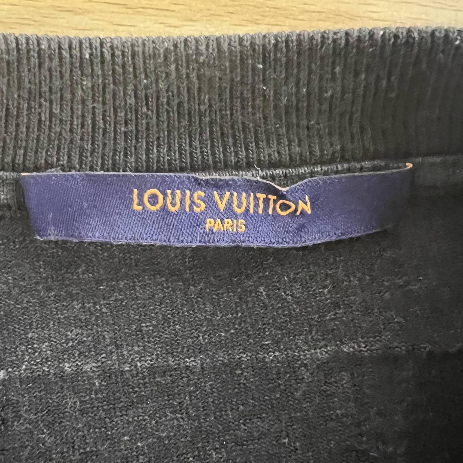 Louis Vuitton Louis Vuitton Embroidered Logo T-Shirt Size S Size US S / EU 44-46 / 1 - 3 Thumbnail