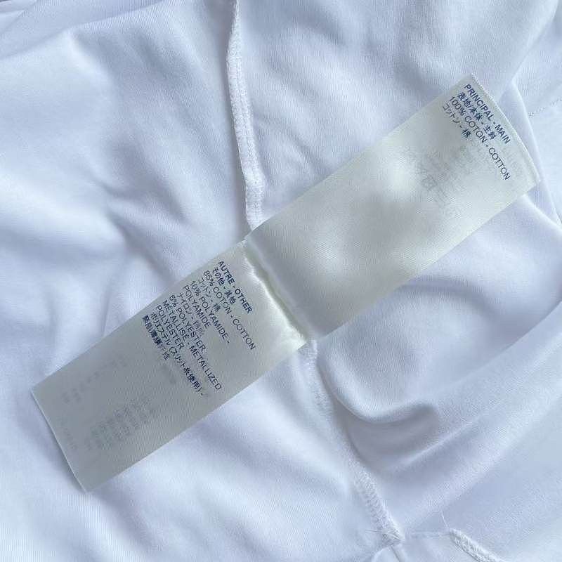 Louis Vuitton Louis Vuitton Badge Short Sleeve T-Shirt Size M Size US M / EU 48-50 / 2 - 6 Thumbnail