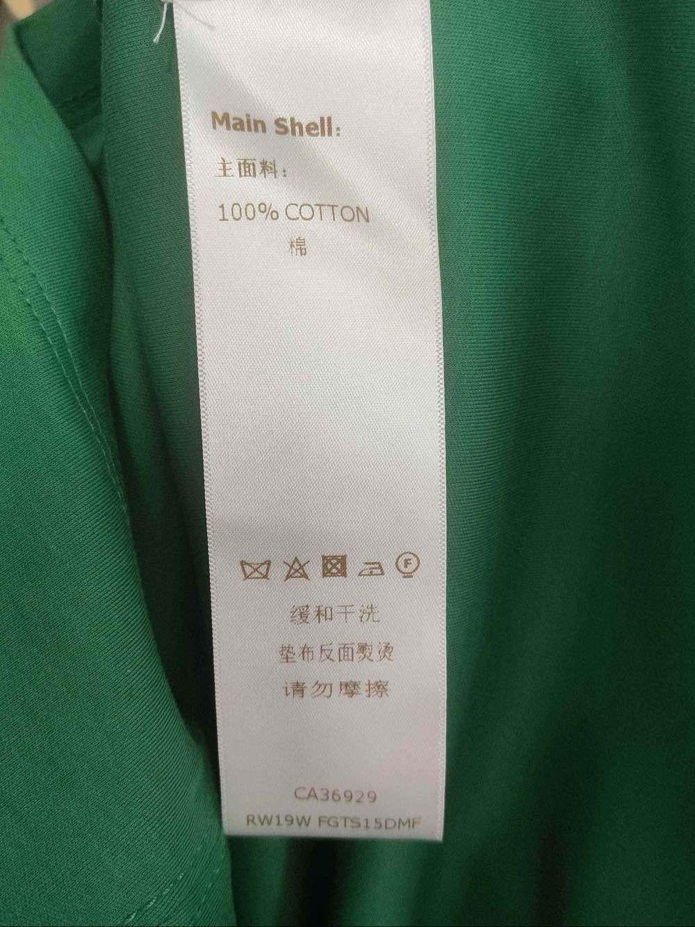 Louis Vuitton Louis Vuitton Logo Print T-Shirt Size M Size US M / EU 48-50 / 2 - 4 Thumbnail