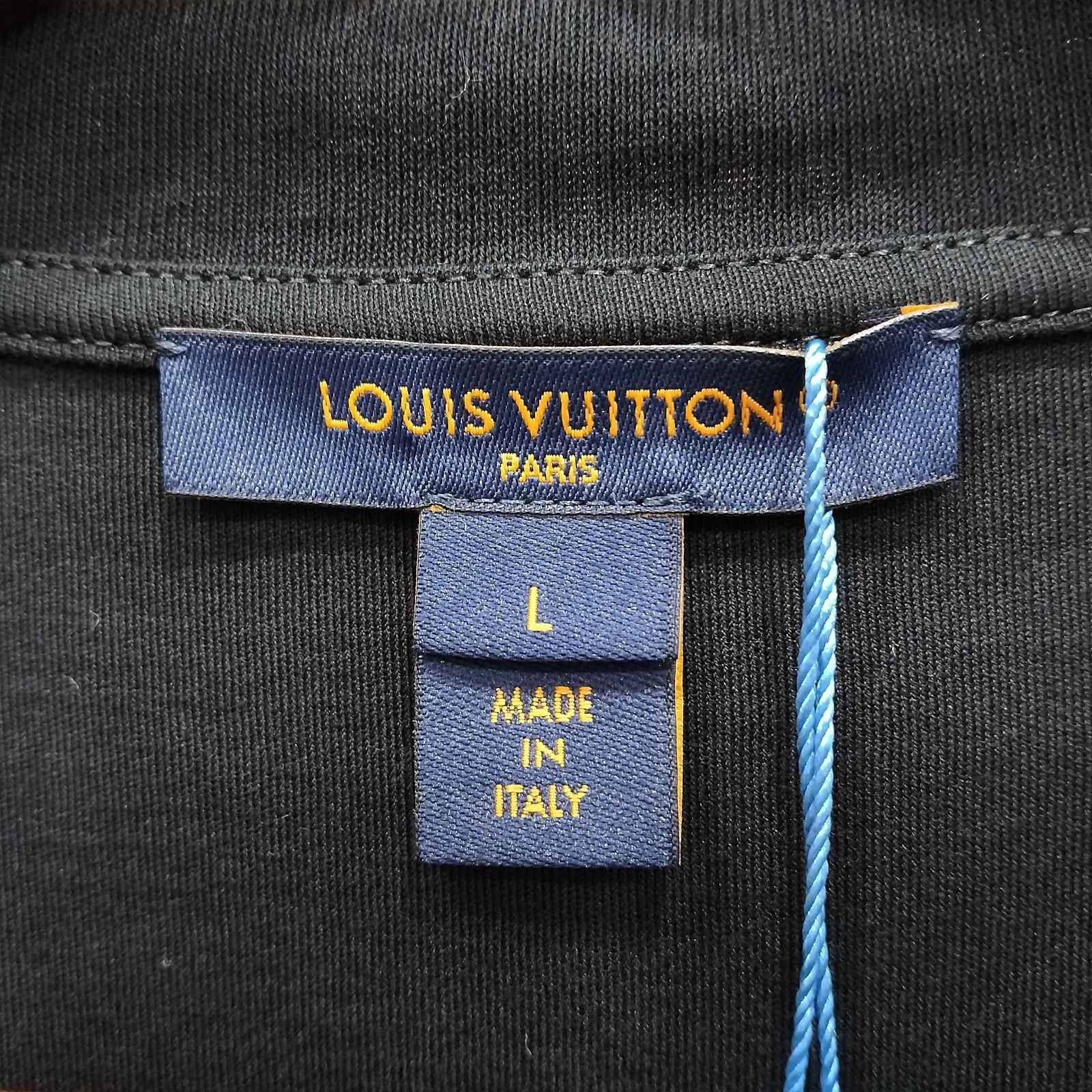 Louis Vuitton Louis Vuitton Logo Print T-Shirt Size L Size L / US 10 / IT 46 - 3 Thumbnail