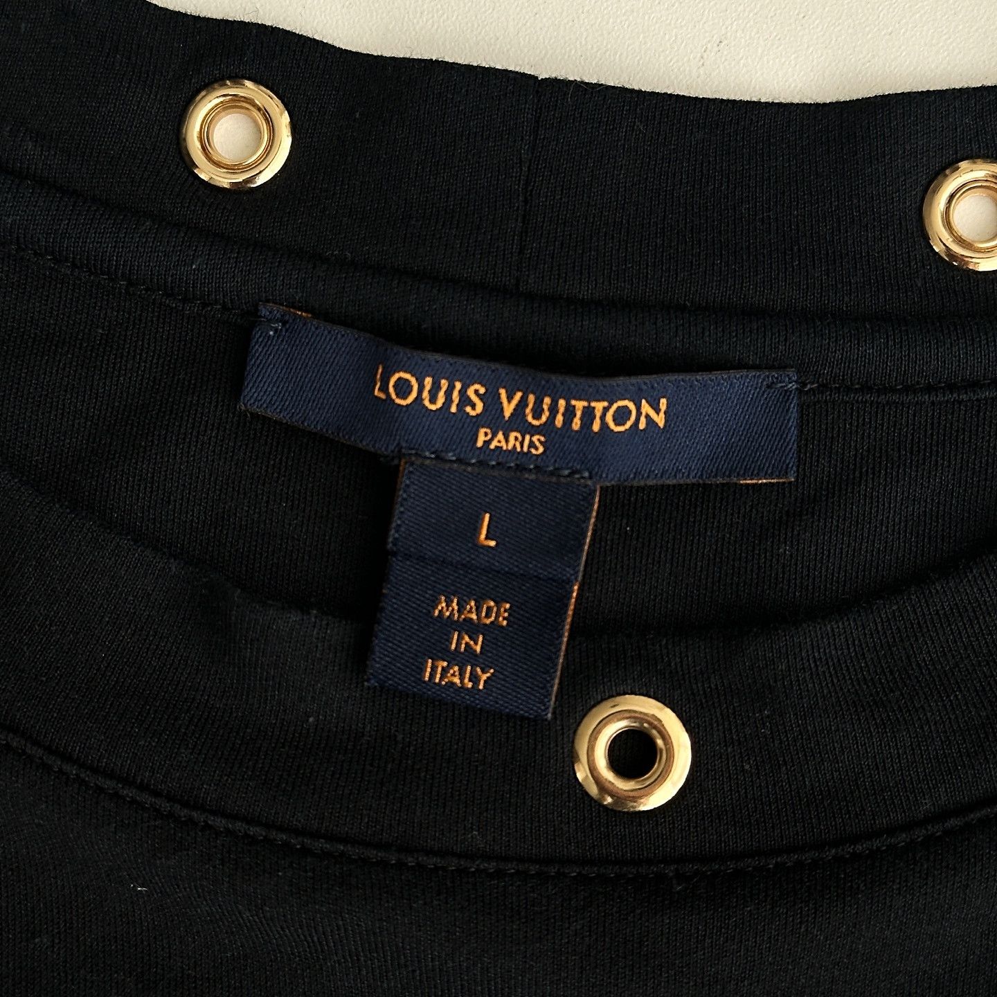 Louis Vuitton Louis Vuitton Monogram Grommet T-Shirt Size L Size L / US 10 / IT 46 - 3 Thumbnail
